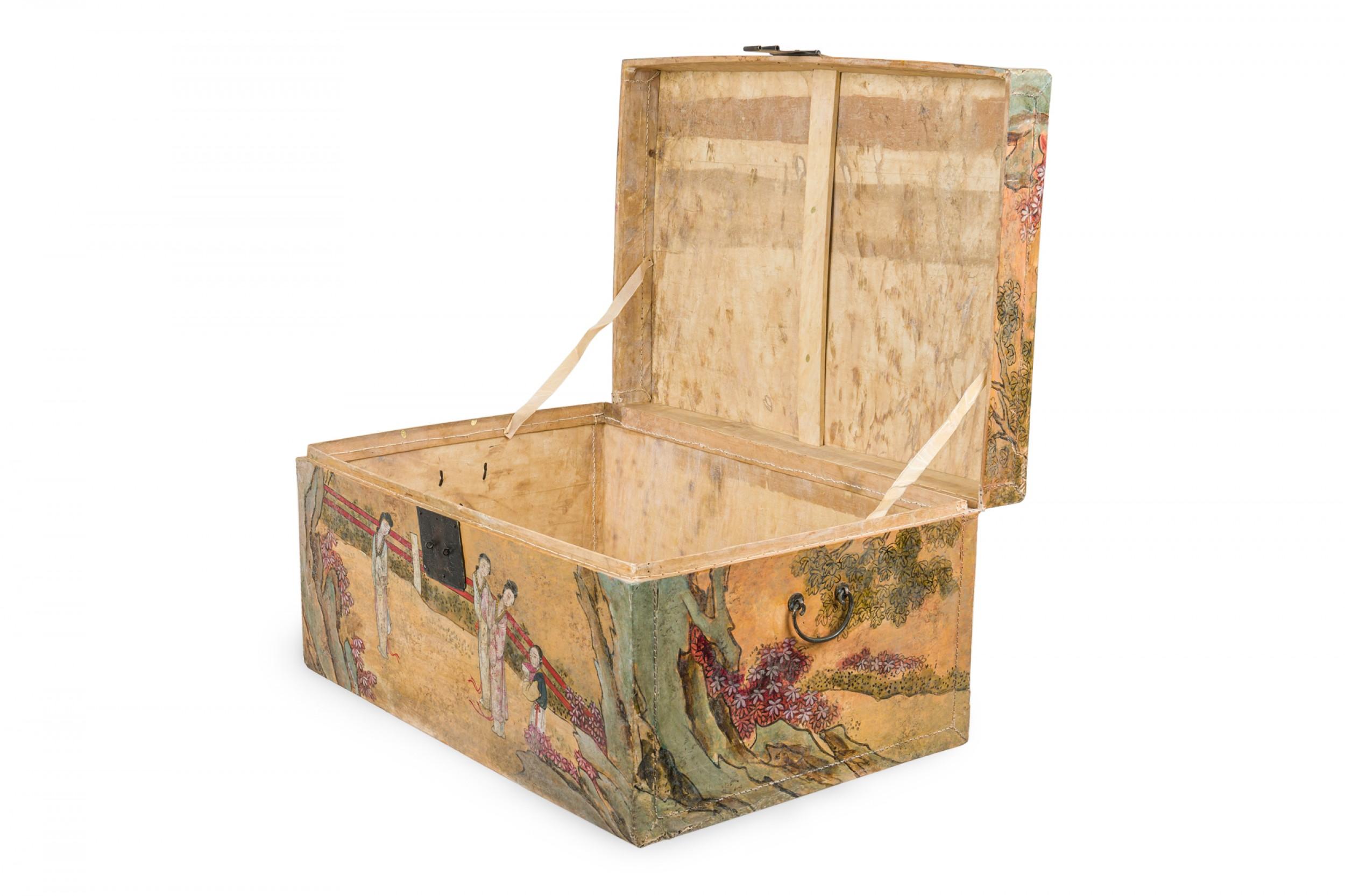 Chinese Wooden Lacquered Rectangular Chest with Hand Painted Figural Scenes For Sale 3