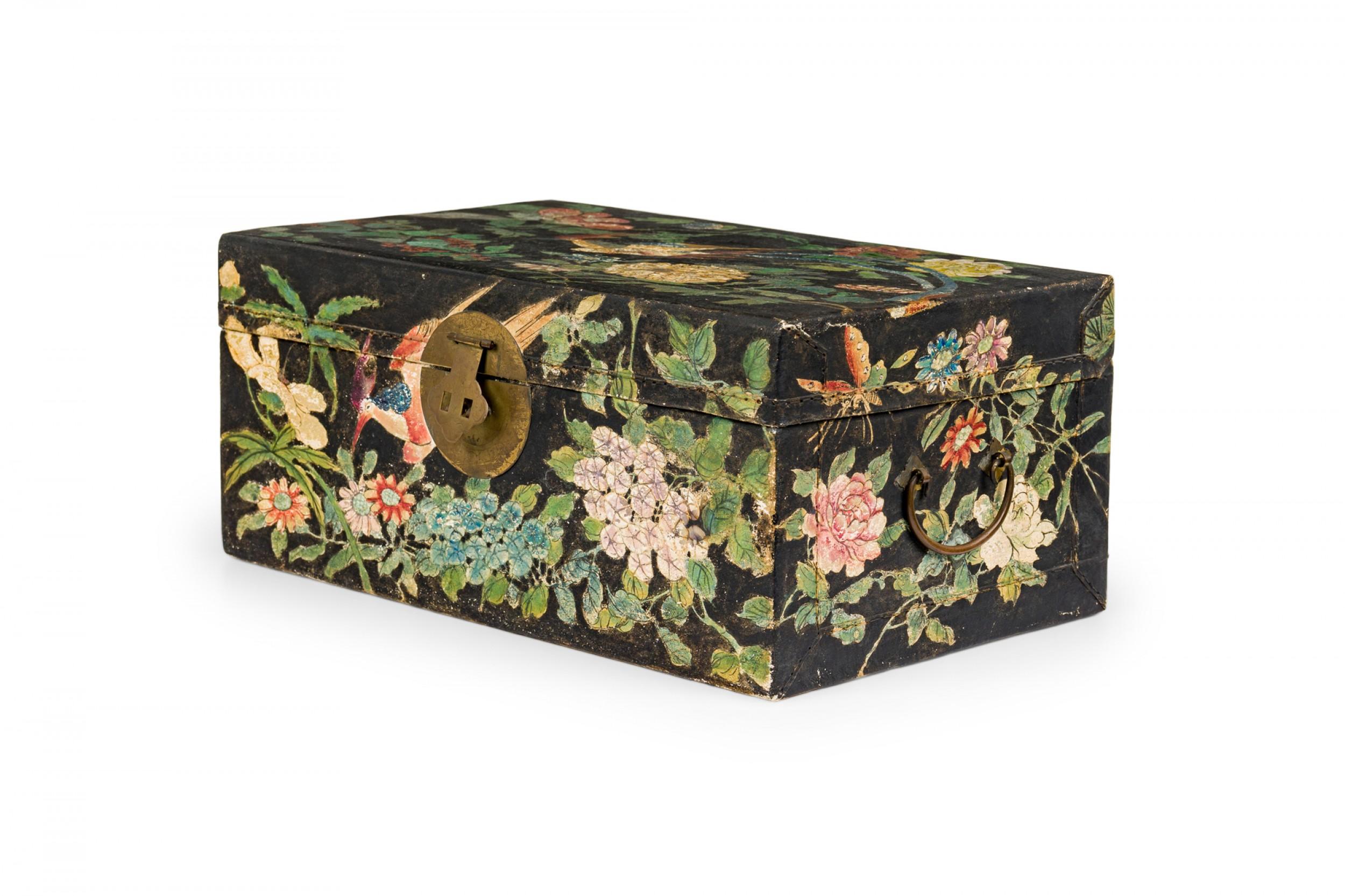 Chinese Export Chinese Wooden Small Rectangular Chest with Hand Painted Exotic Birds For Sale