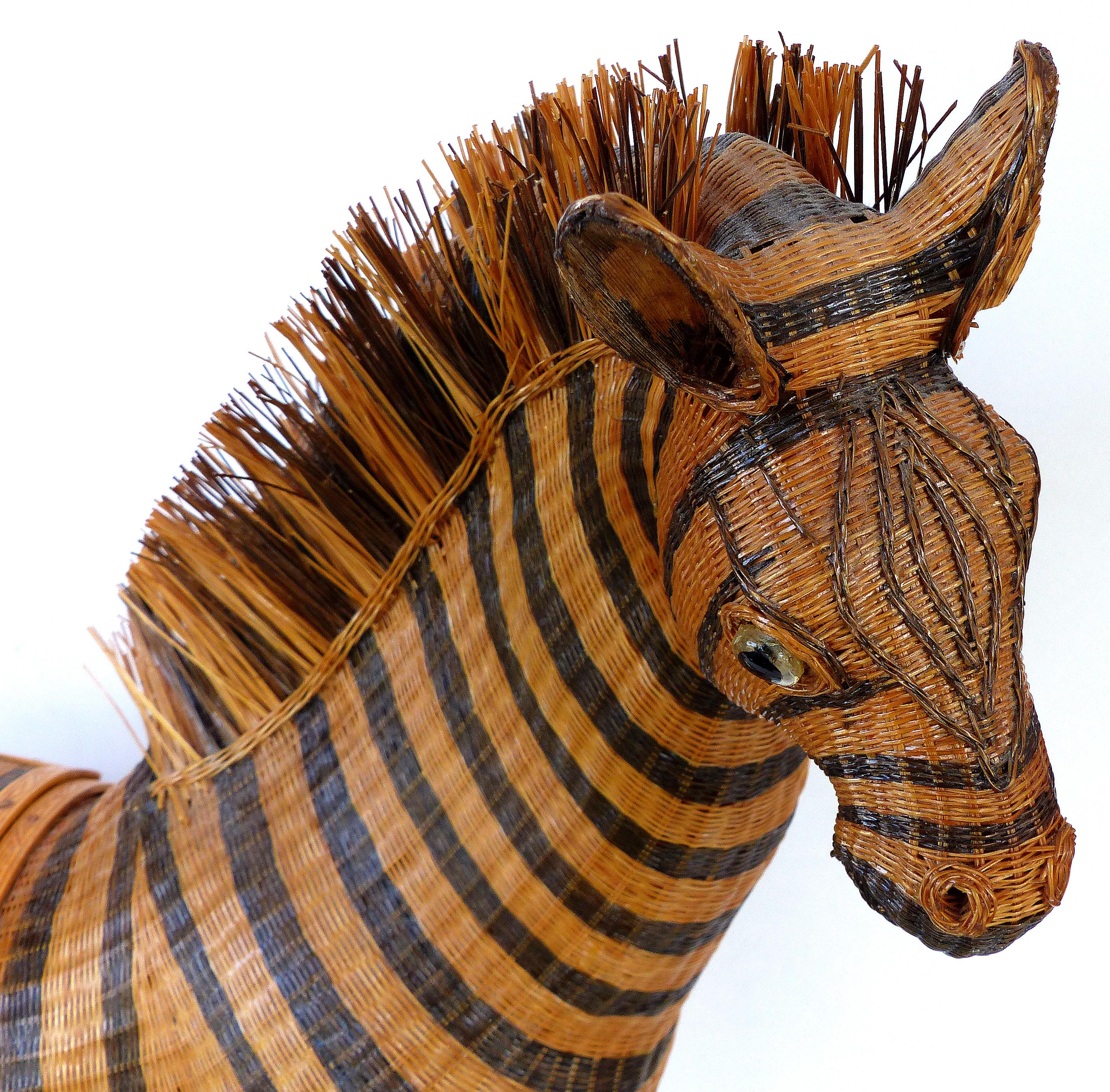 Chinese Woven Reed Zebra Trinket Box In Excellent Condition In Miami, FL