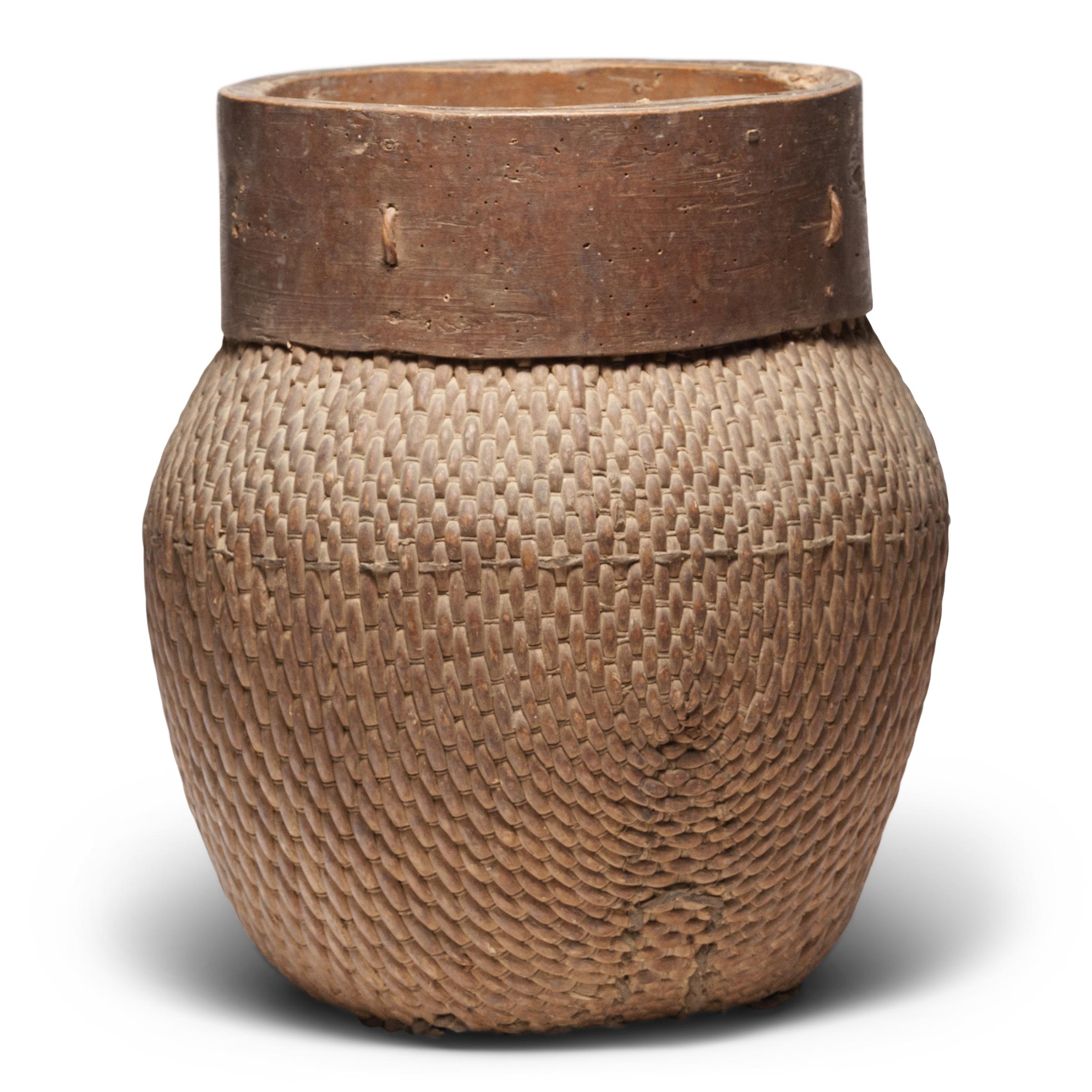 Rustique Panier en rivière tissée chinoise, vers 1800