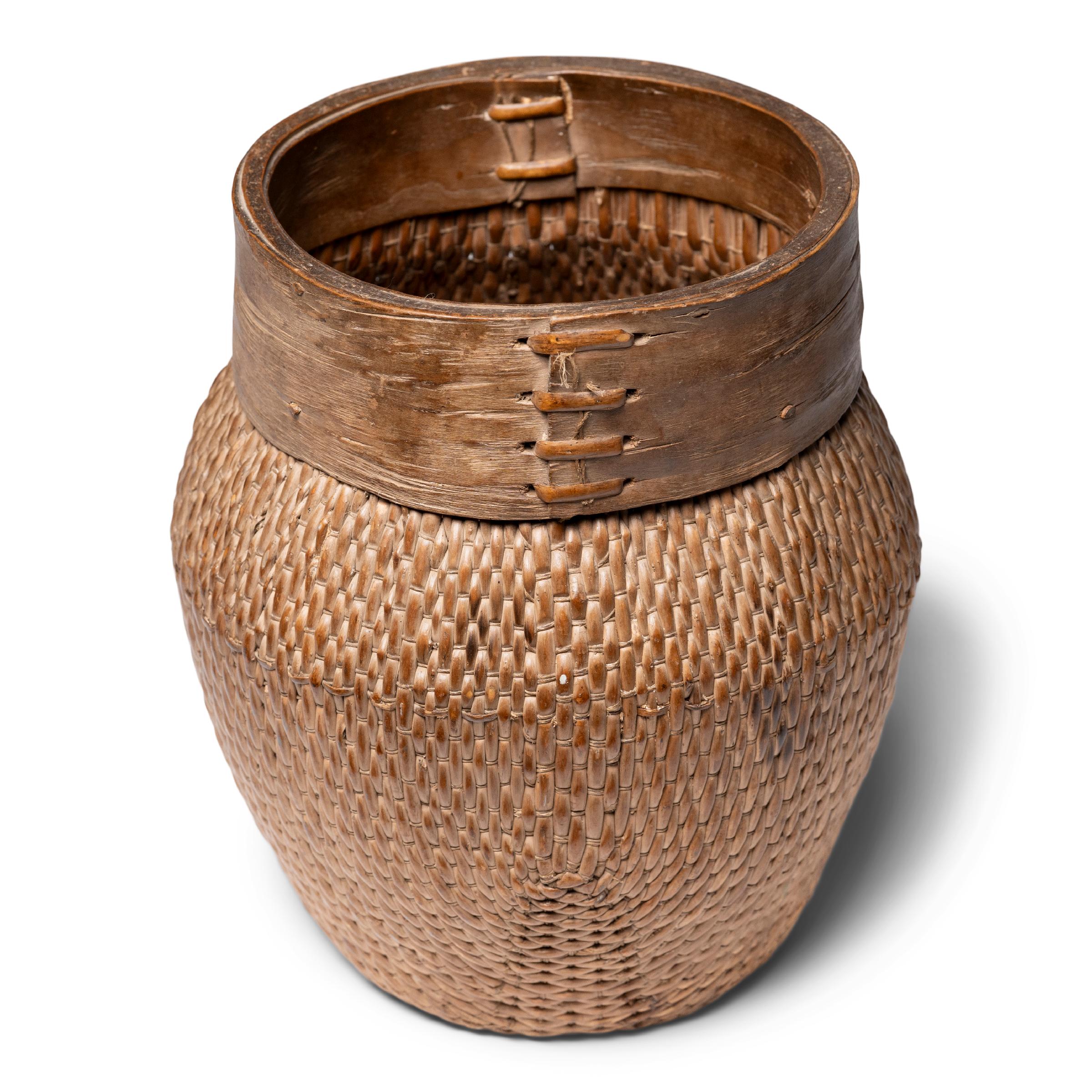 Rustic Chinese Woven River Basket, circa 1900 For Sale