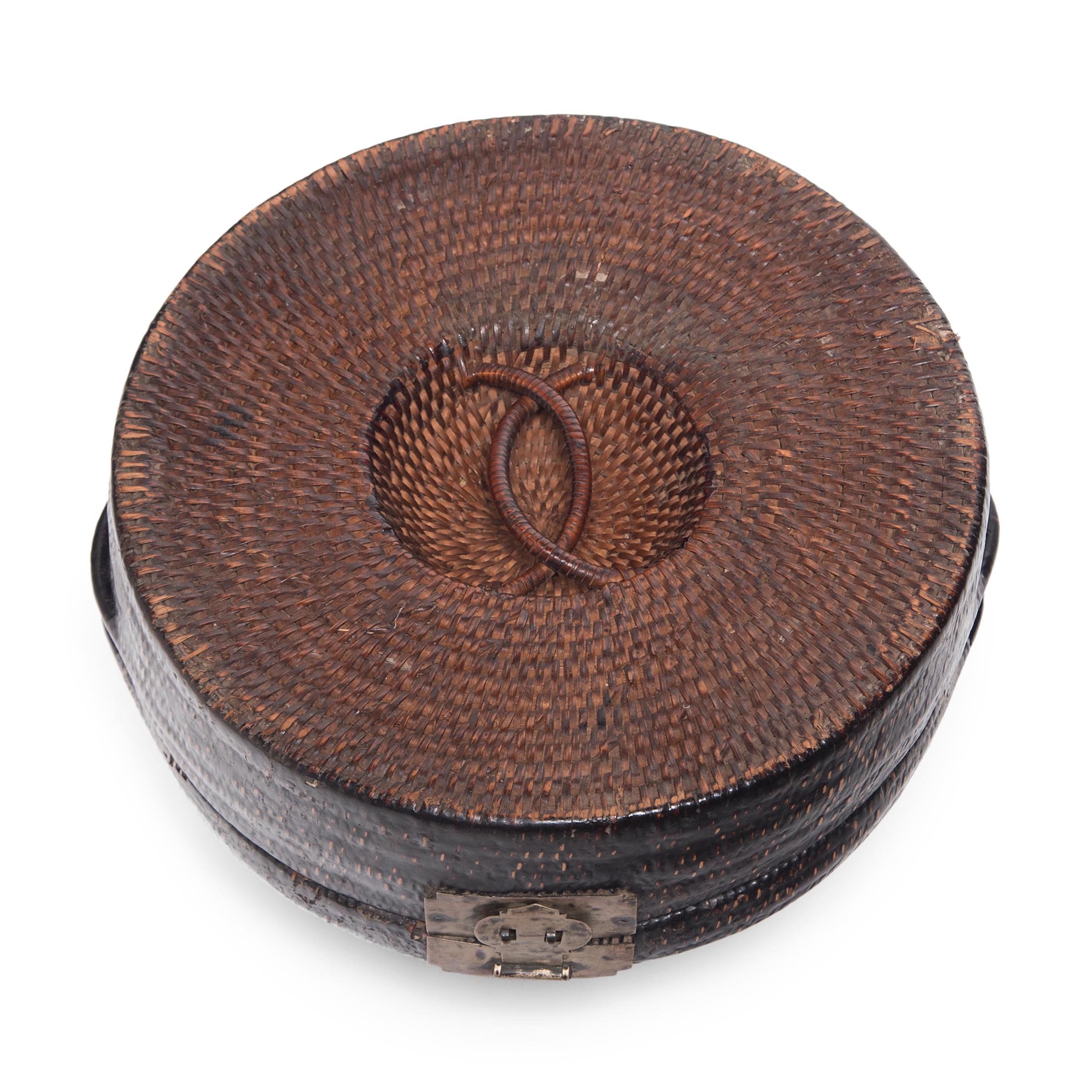 Chinese Woven Summer Hat Box, circa 1850 1