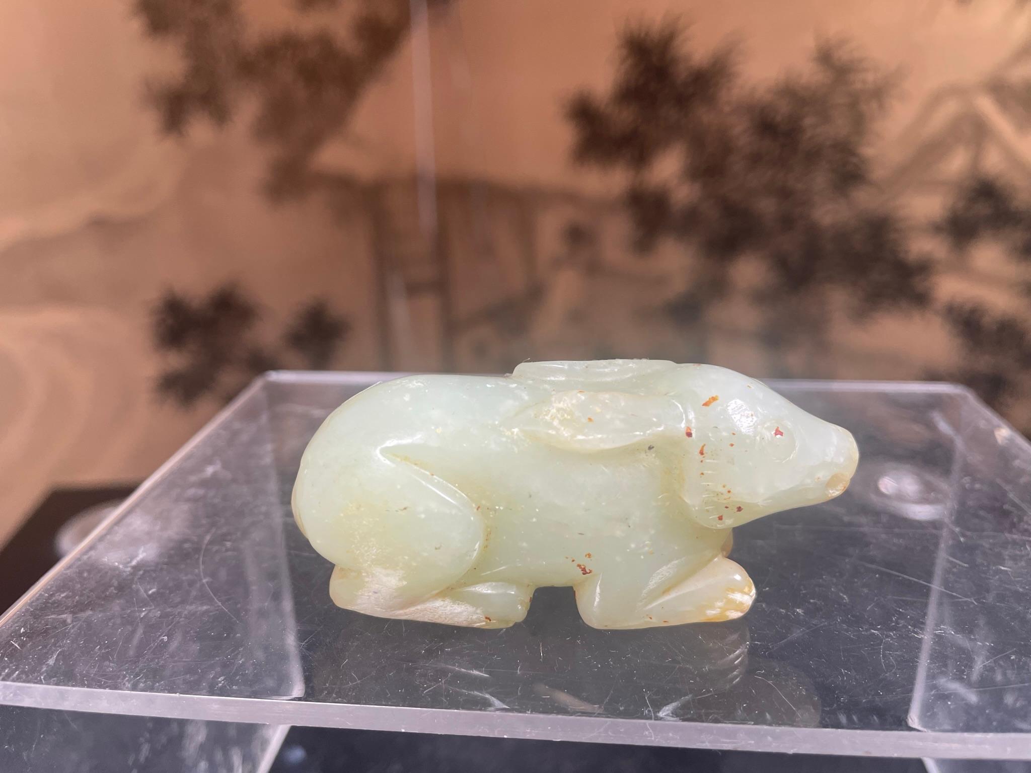 Chinesisches Jahr des Hasen Feine Jade-Kaninchen-Skulptur (Qing-Dynastie) im Angebot