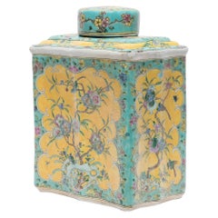 Chinese Yellow and Turquoise Famille Rose Tea Leaf Jar