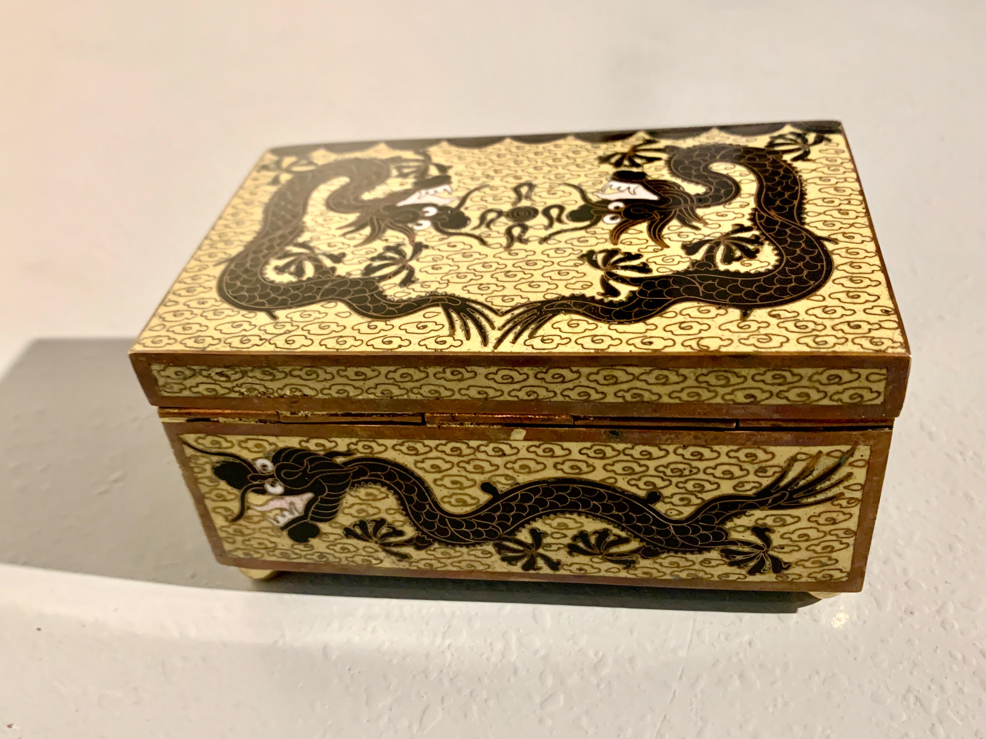 Chinese Yellow Cloisonne Dragon Box, Republic Period, circa 1920, China In Good Condition For Sale In Austin, TX