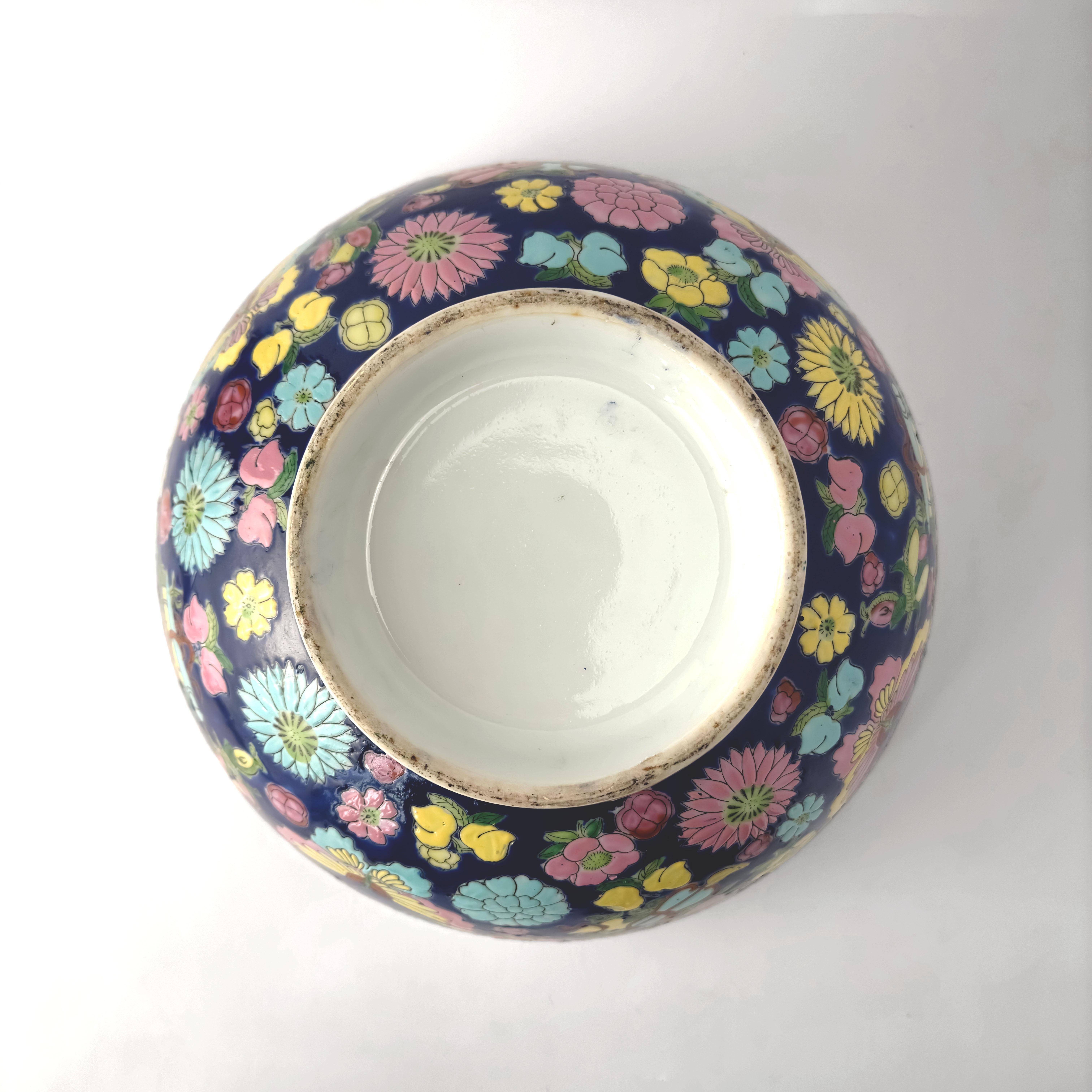 Gran ponchera de porcelana china 