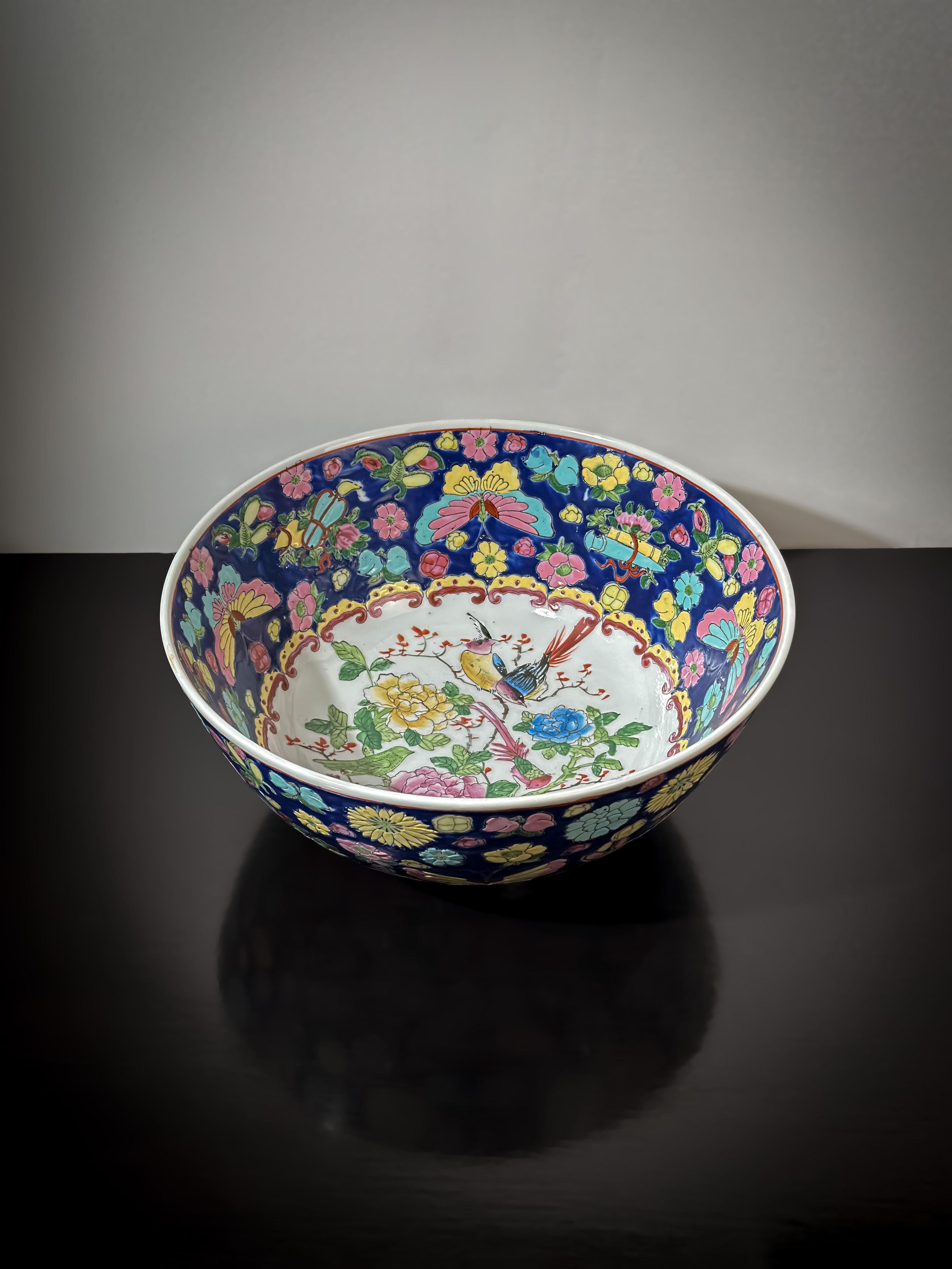 Ponchera de porcelana familiar china 