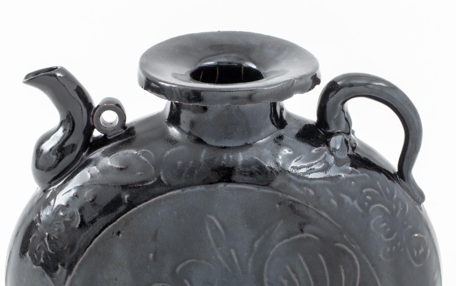 Chinese Yuan Cizhou Black Glazed Moon Ewer In Good Condition In New York, NY