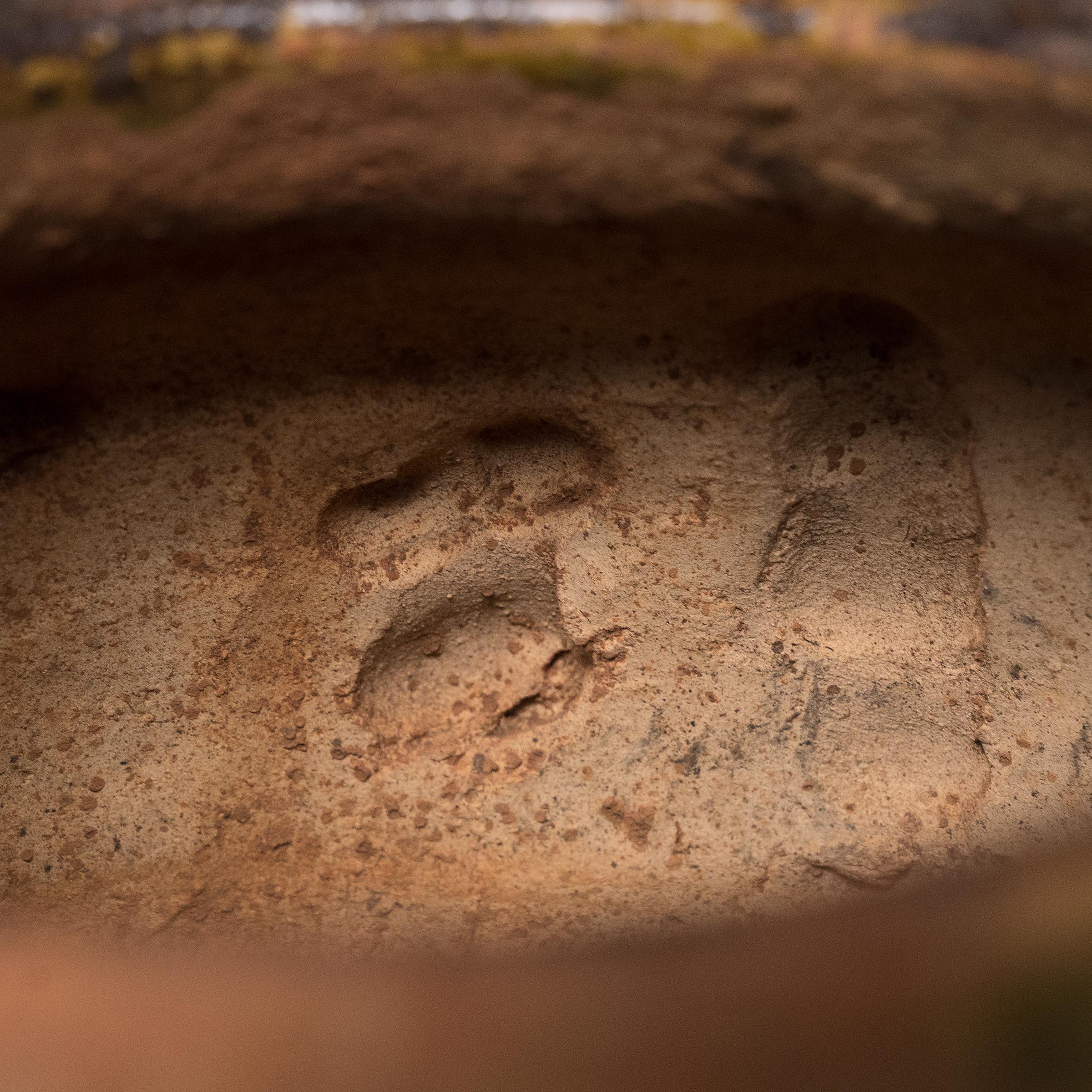 Jarro chino de ofrendas esmaltado Yuan, c. 1350 Terracota en venta