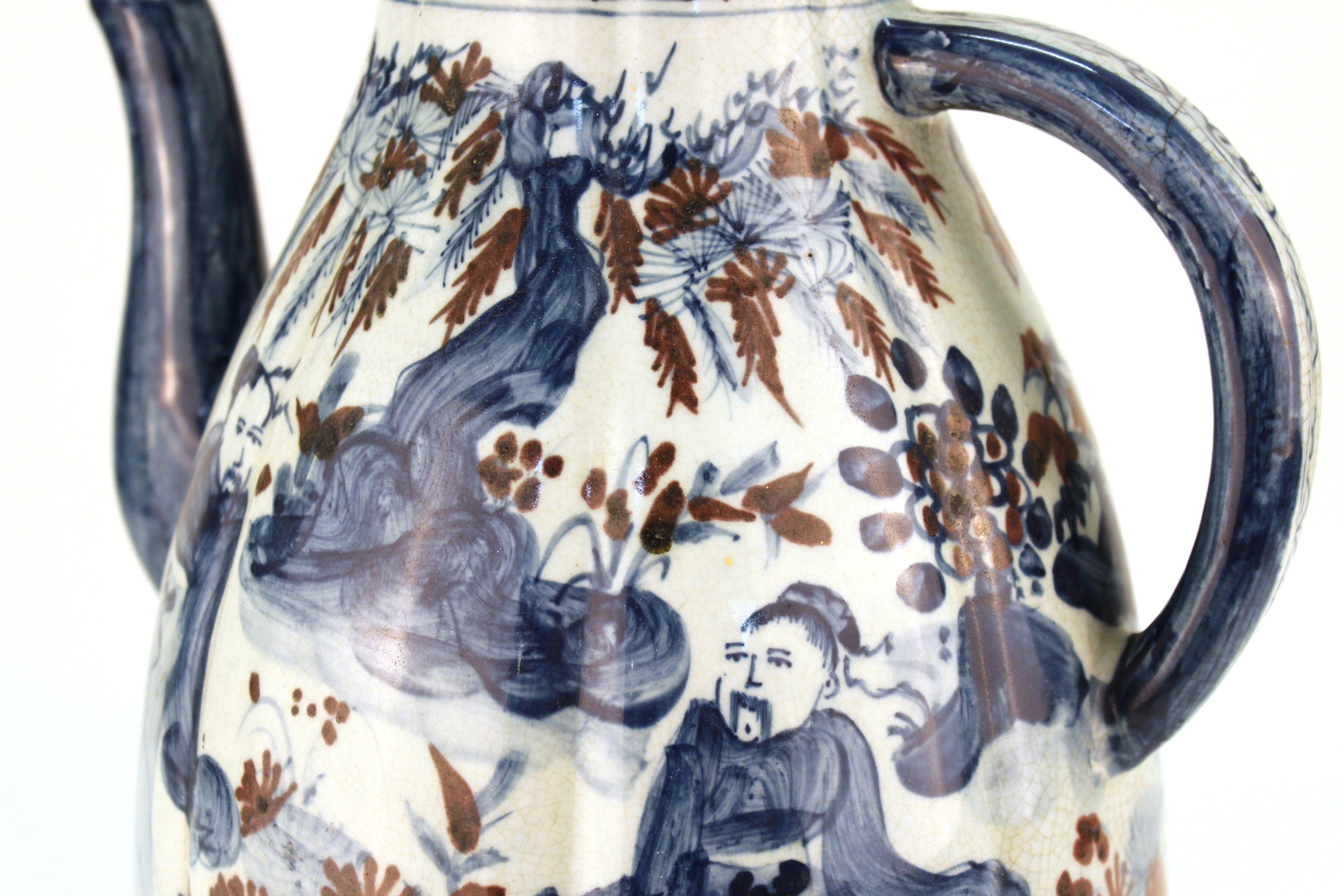 Chinese Yuan Dynasty Style Underglaze Blue & Iron Oxide Red Porcelain Wine Ewer In Good Condition In Astoria, NY