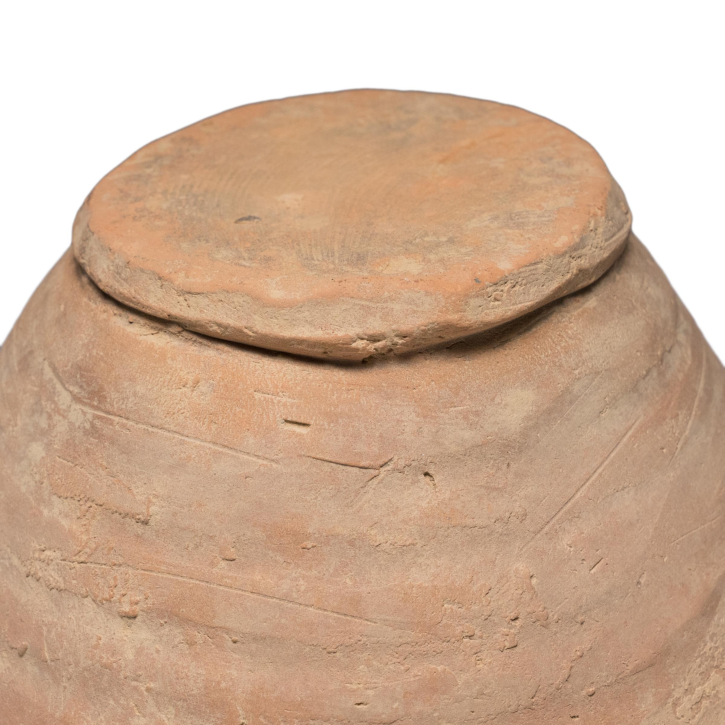 Jarre à lotus chinoise à glaçure verte Yuan, c. 1350 Bon état - En vente à Chicago, IL