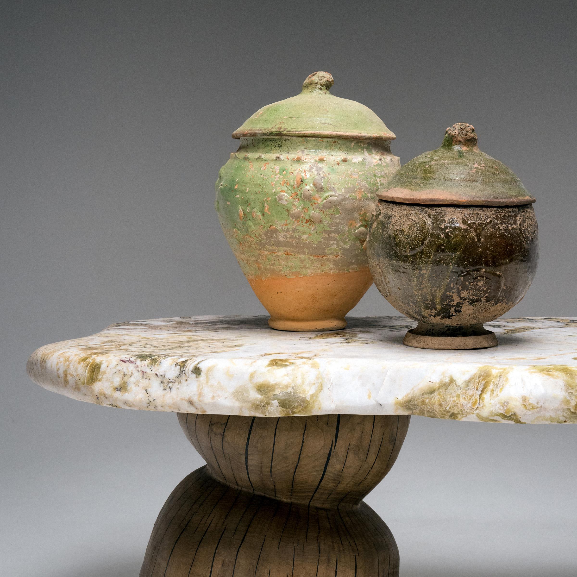 Terre cuite Jarre à lotus chinoise à glaçure verte Yuan, c. 1350 en vente