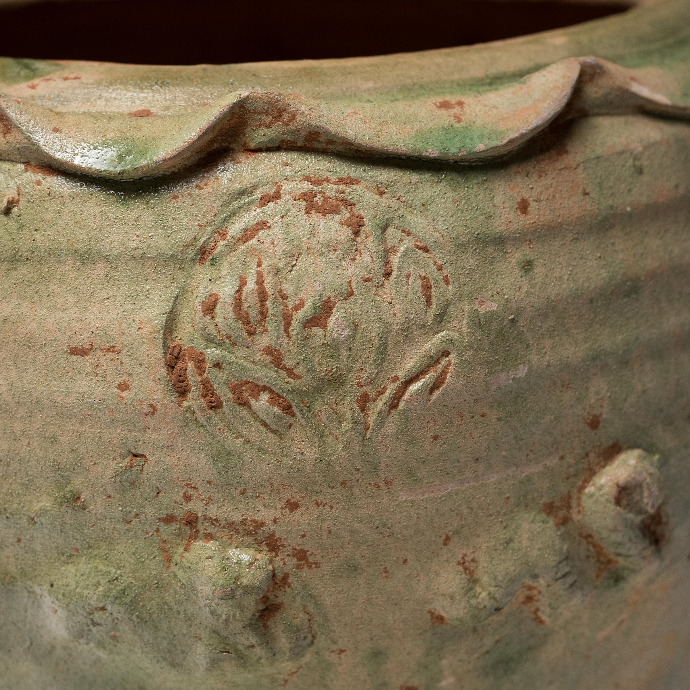 Vernissé Chinese Yuan Green Glazed Zodiac Jar, c. 1350 en vente