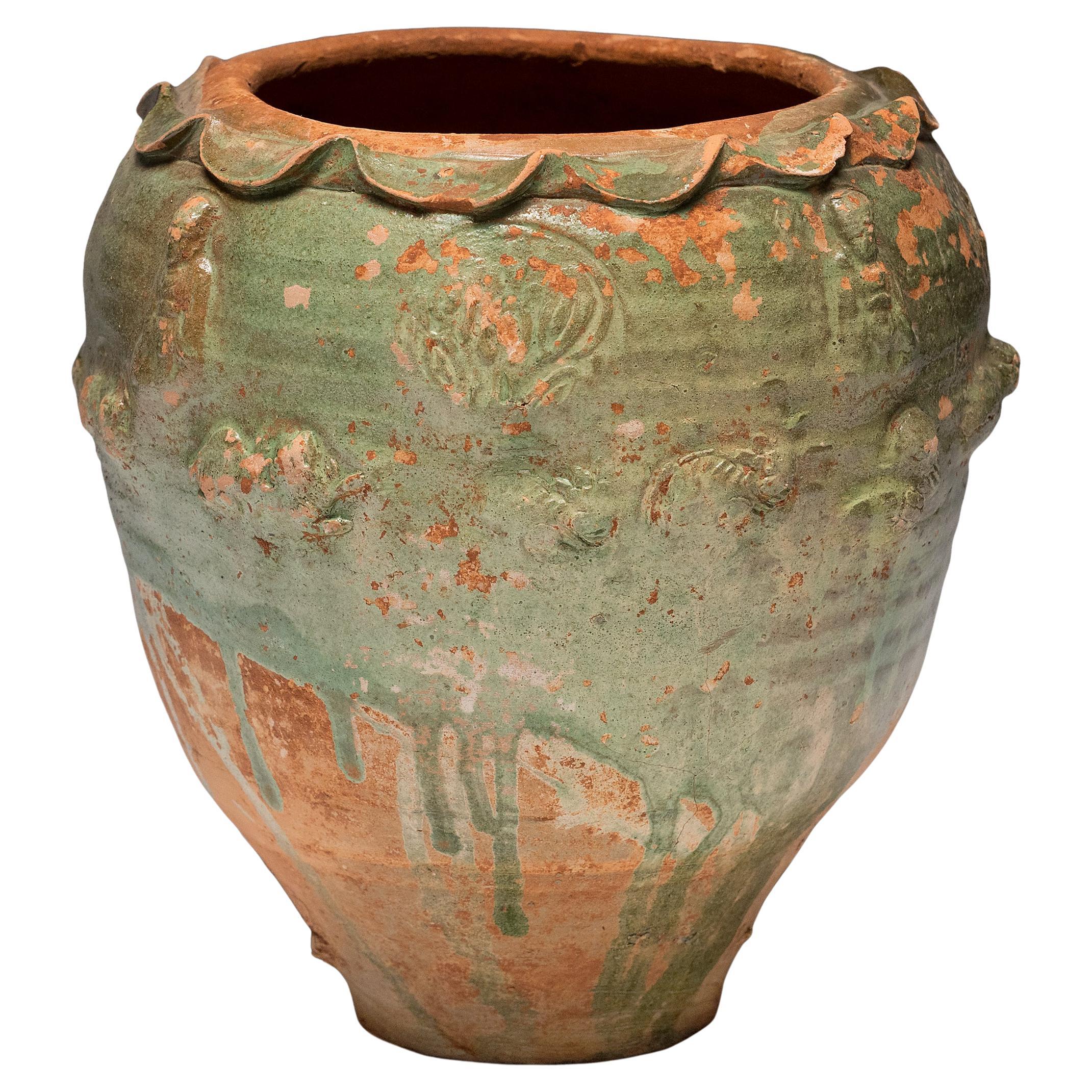 Chinese Yuan Green Glazed Zodiac Jar, c. 1350 en vente
