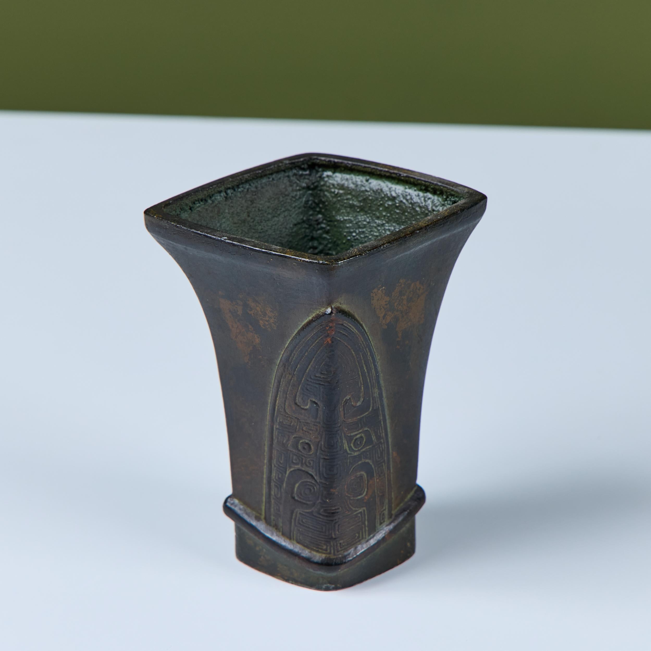 Chinese Zun Rooster Vessel For Sale 11