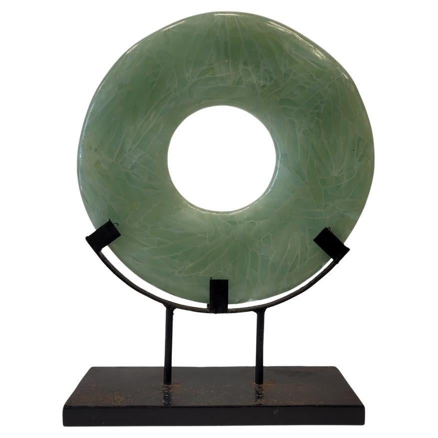 Sculpture de disque bi céladon vert de Chinois, minéraux et forgeage