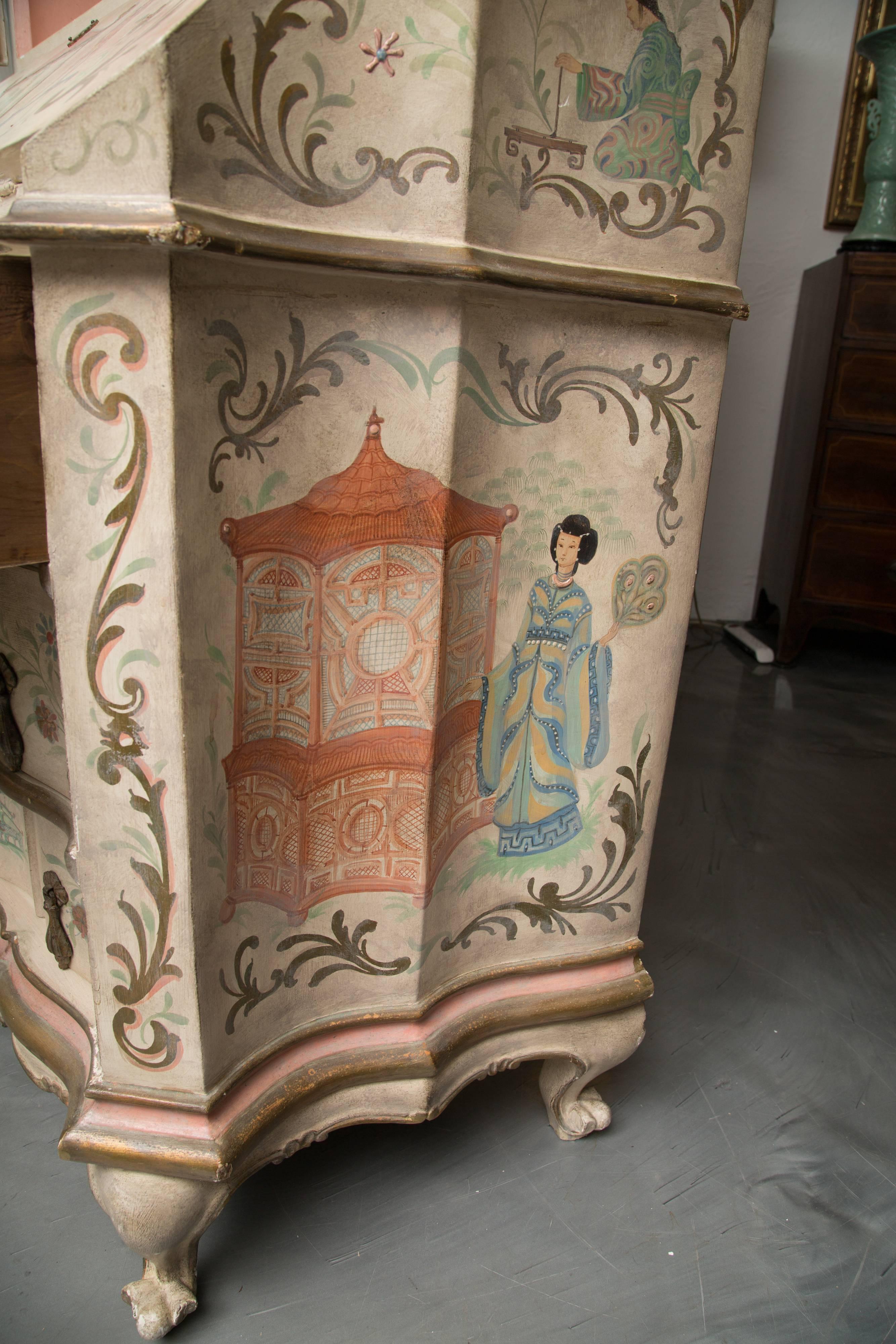 Chinoiserie and Cream-Painted Italian Queen Anne Style Secretary In Good Condition In WEST PALM BEACH, FL