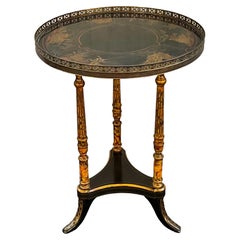 Chinoiserie et faux marbre peint Cocktail Gueridon / Table W/ Brass Gallery