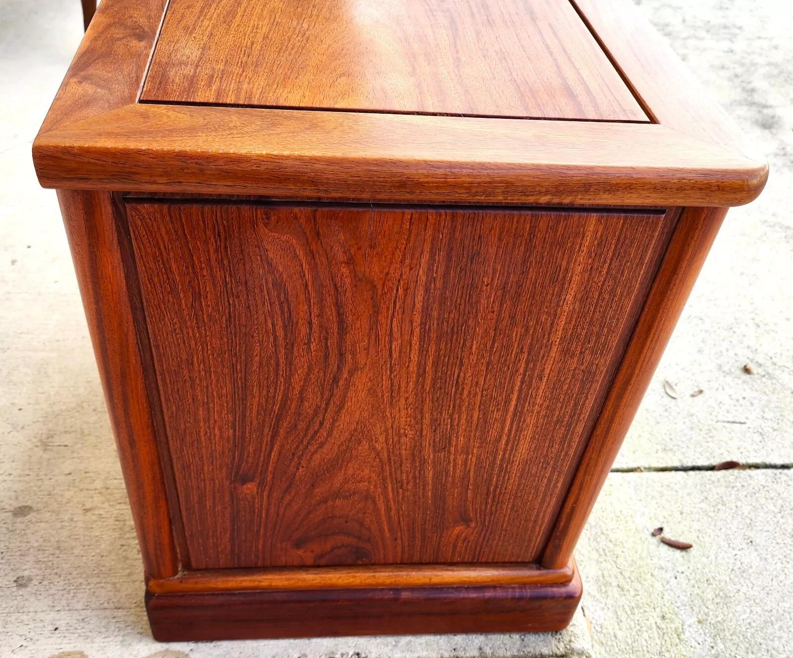 Chinoiserie Asian Rosewood Nightstands Chests Pair For Sale 4