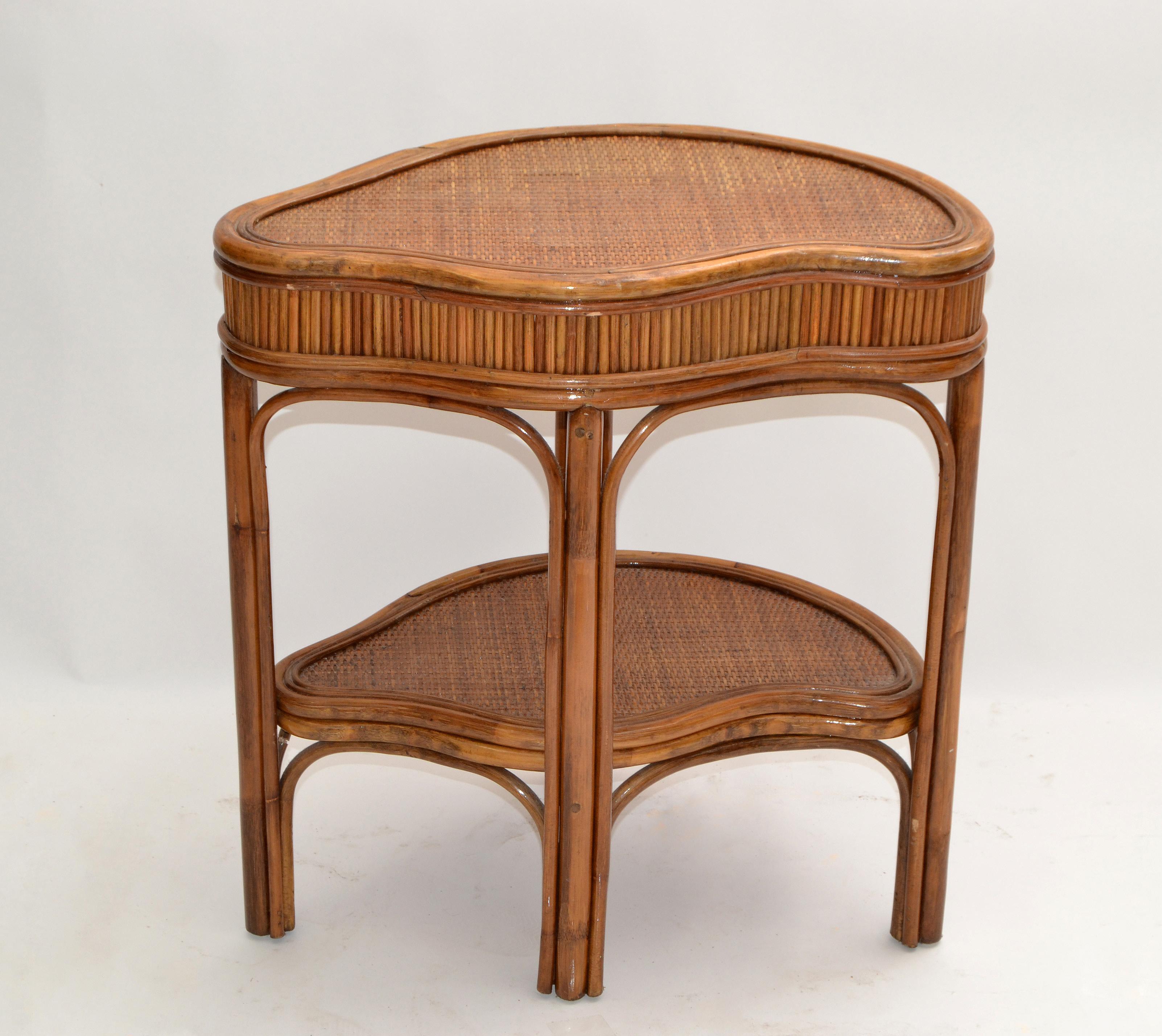Chinoiserie Bamboo & Rattan Handmade Two-Tier Side, End Table Asian Modern 70s For Sale 4