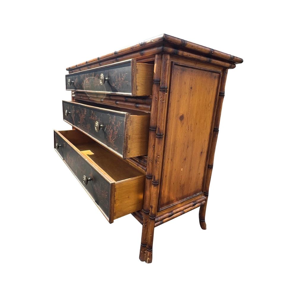 Chinoiserie Bambus Stil Kommode oder dekorativen Schrank Asian Style (amerikanisch) im Angebot