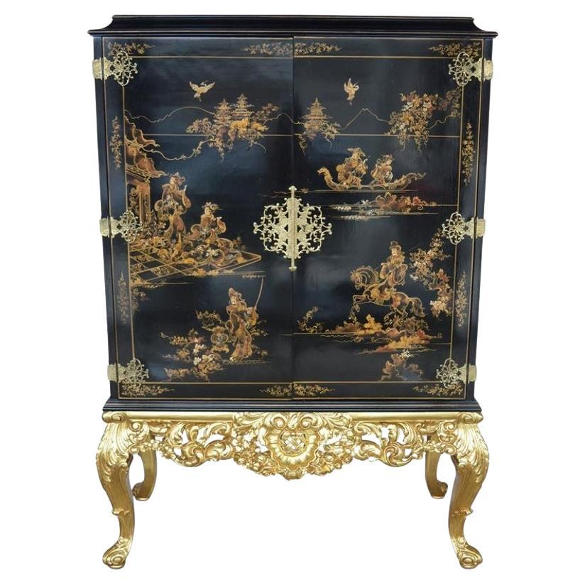 Chinoiserie Bar Cabinet with Giltwood For Sale
