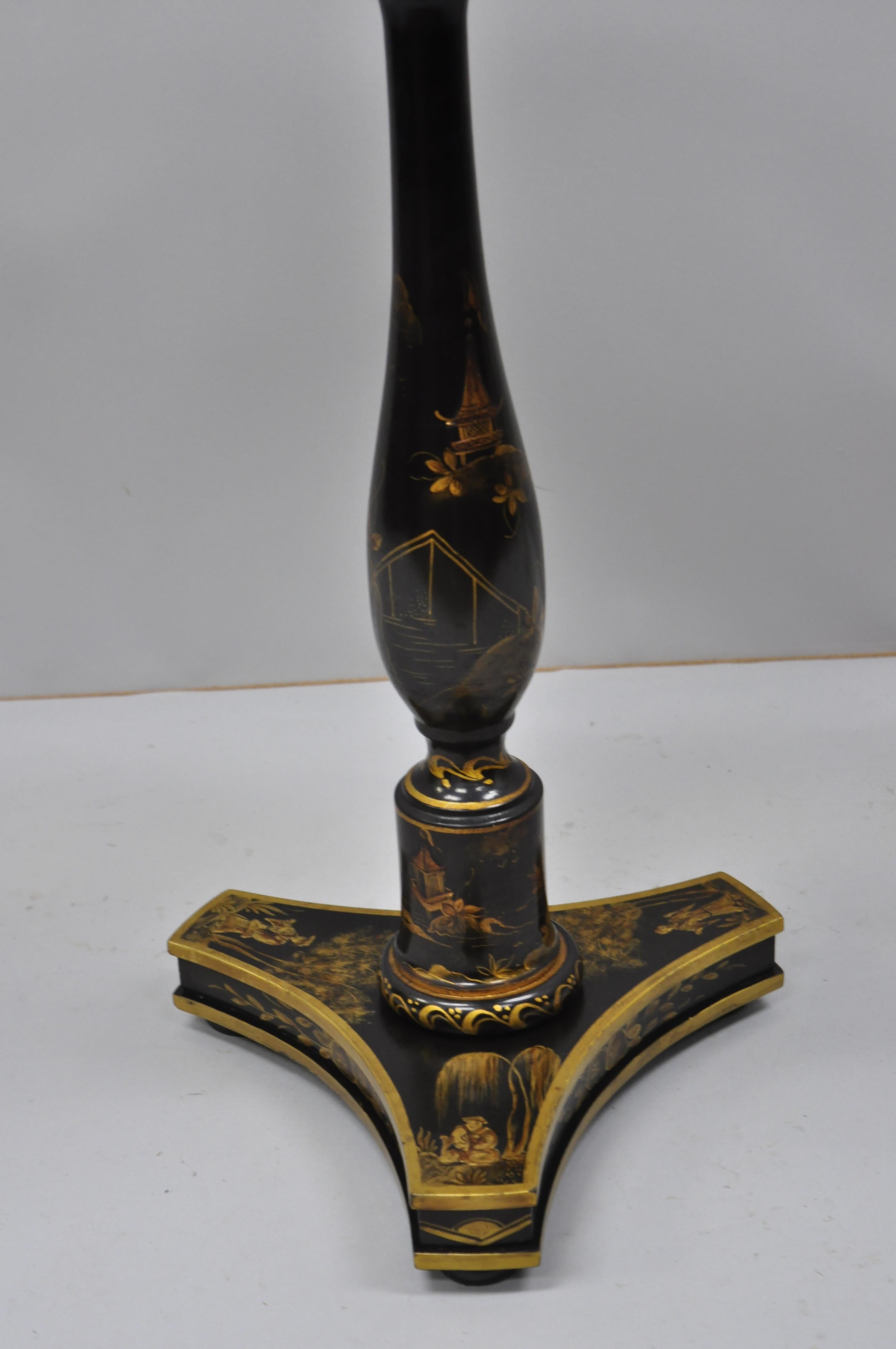 Chinoiserie Black and Gold Lacquer Brass Accent Adjustable Floor Lamp with Table In Good Condition In Philadelphia, PA