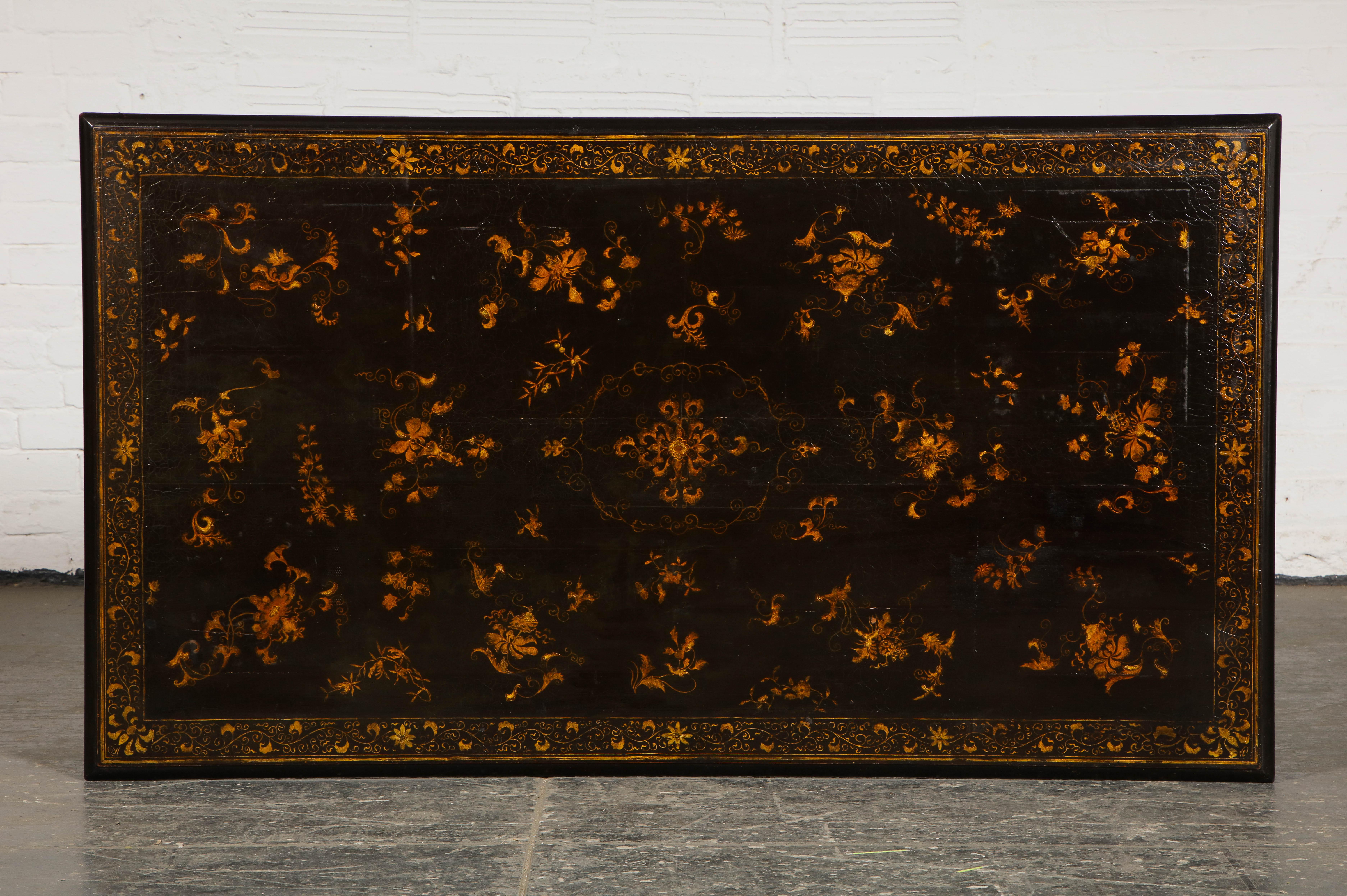 Chinoiserie Black Lacquer and Gilt Low Table 6