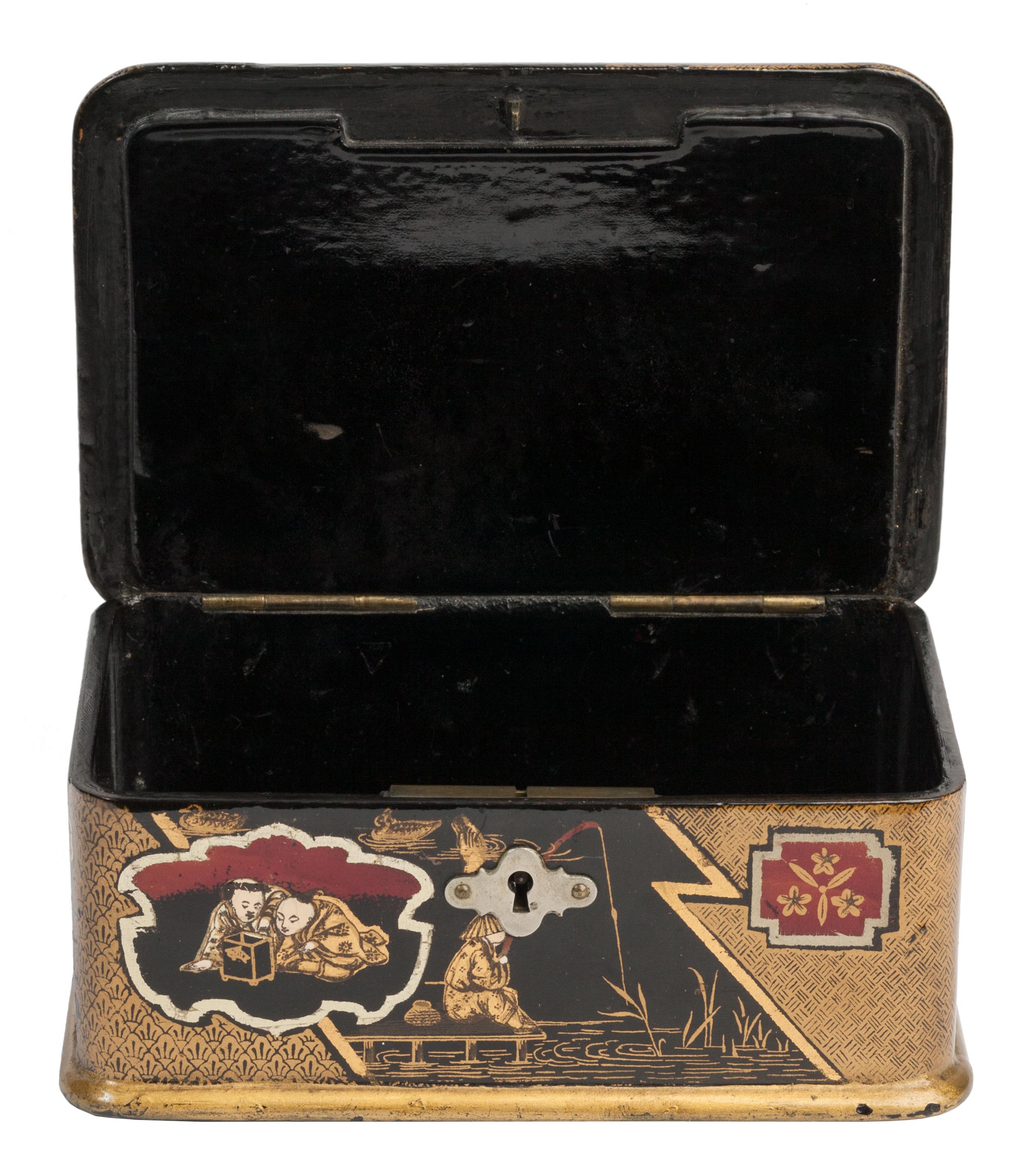 A nice early 20th century black lacquer papier mâché tea caddy / hinged box. Very nice condition.

 