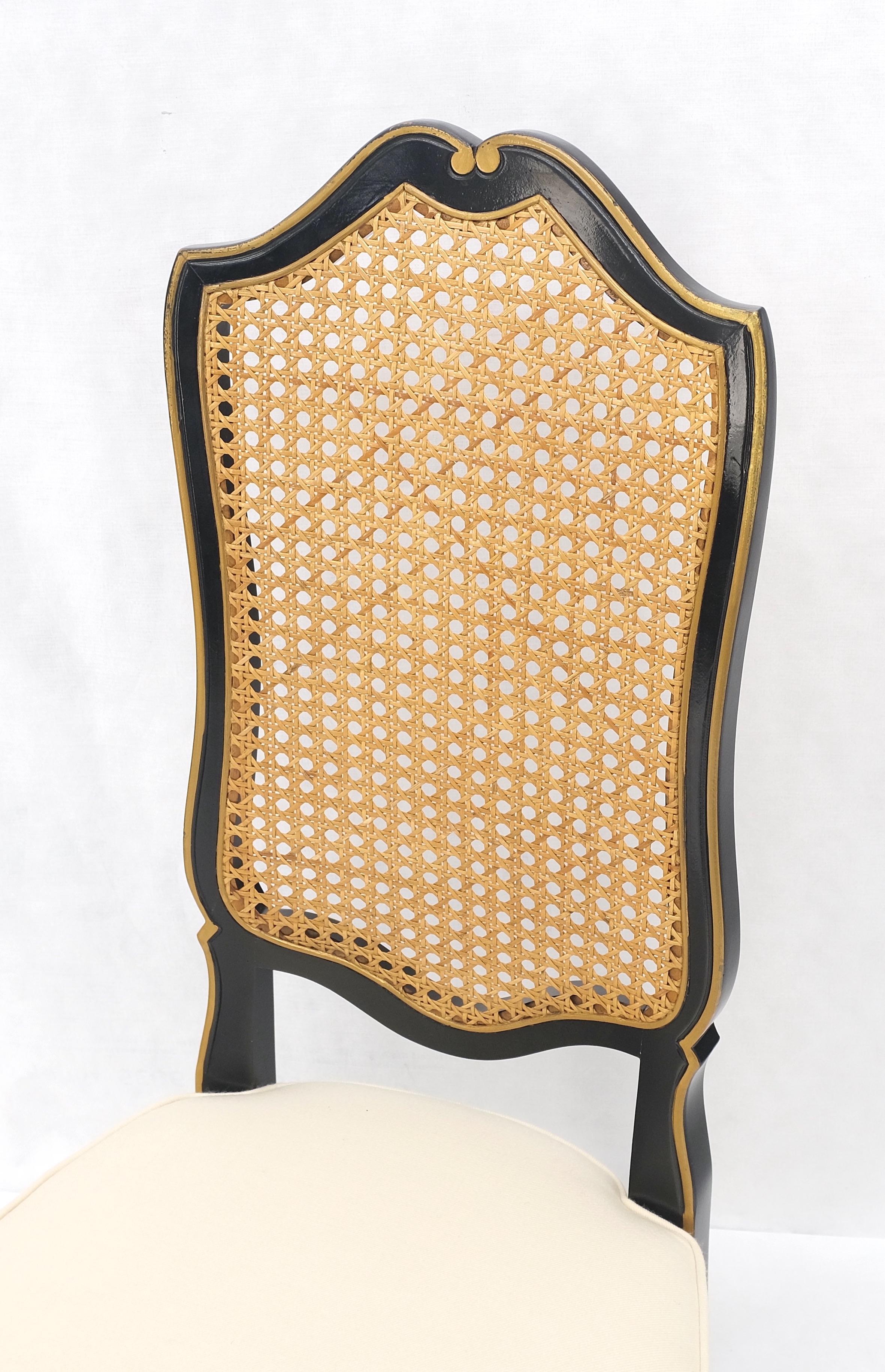 Bureau chinoiseries en laque noire, cuir doré et bronze avec chaise MINT ! en vente 11