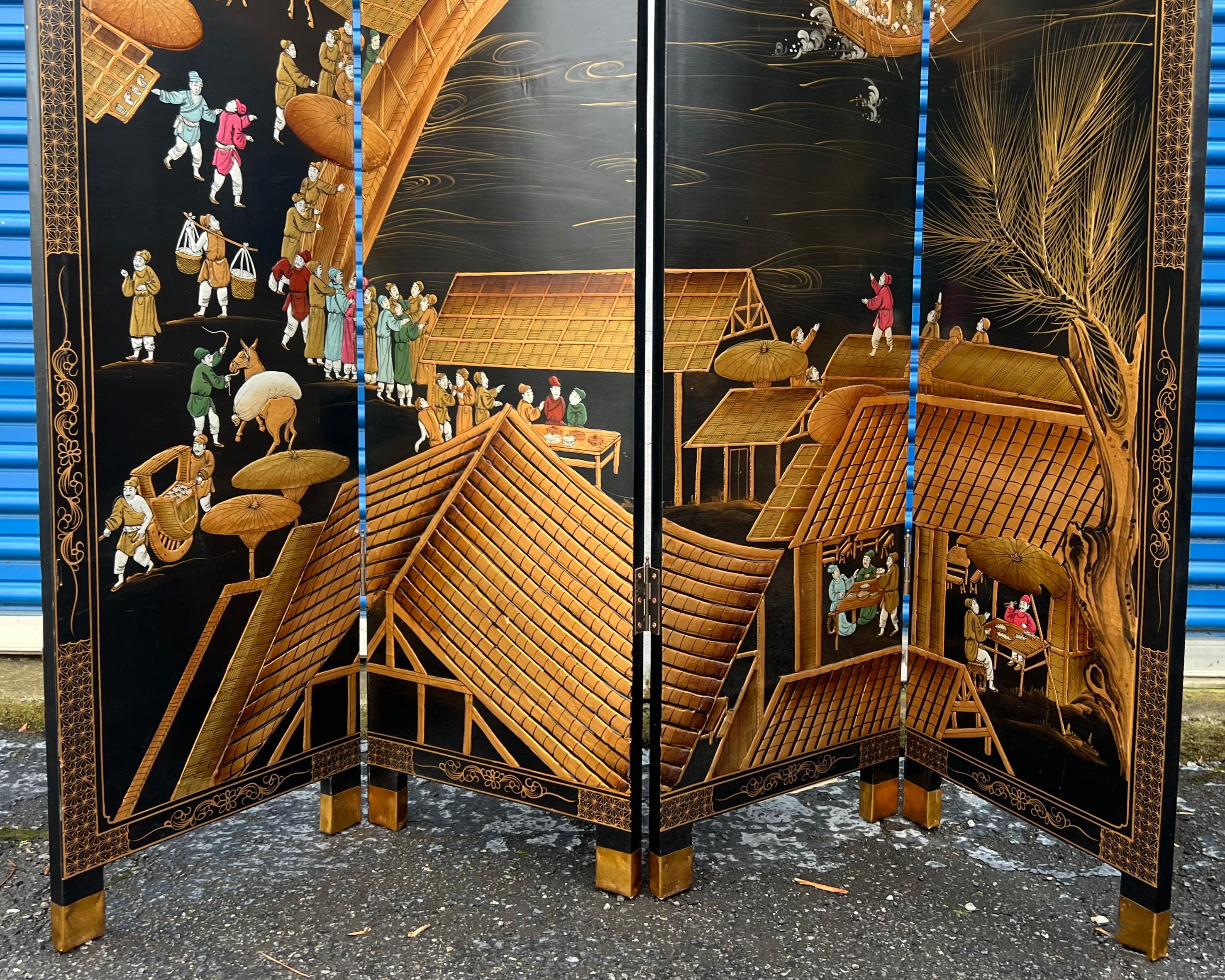 Pantalla Chinoiserie Laca Negra Att. Decorative Crafts, Arte mural de 4 paneles en Bueno estado para la venta en Kennesaw, GA