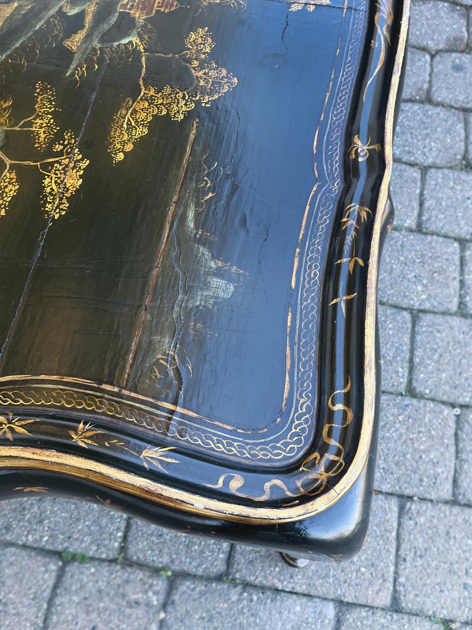 Chinoiserie Black Lacquer Side Table For Sale 1