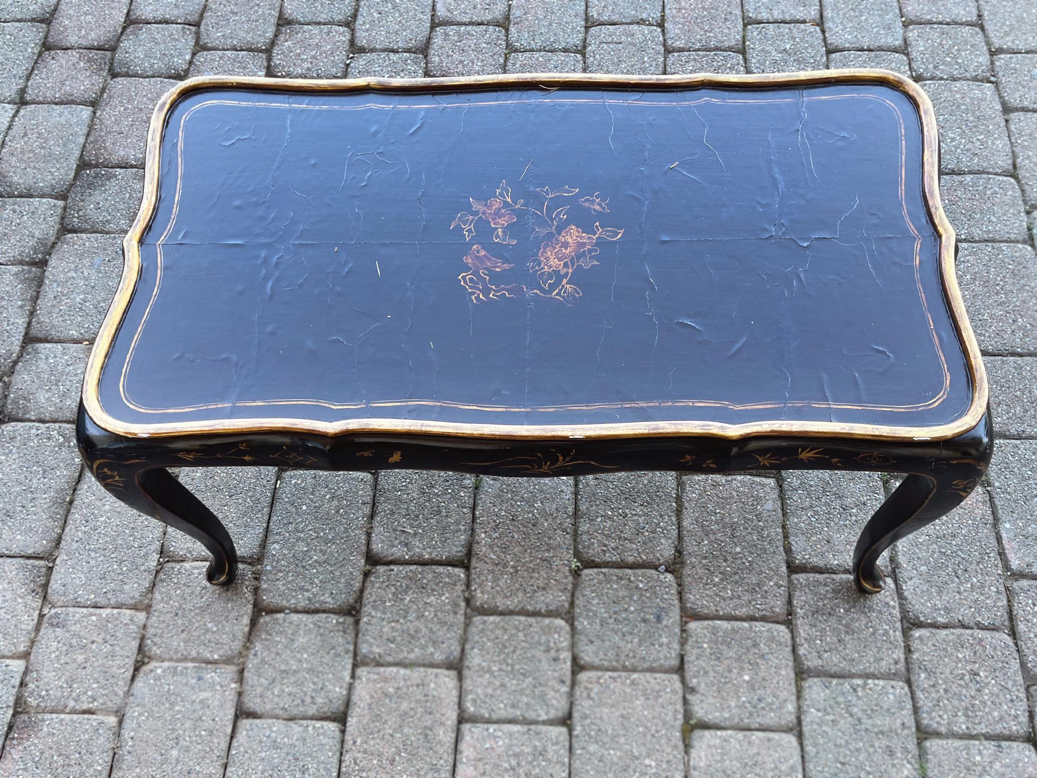 Chinoiserie Black Lacquer Side Table For Sale 3