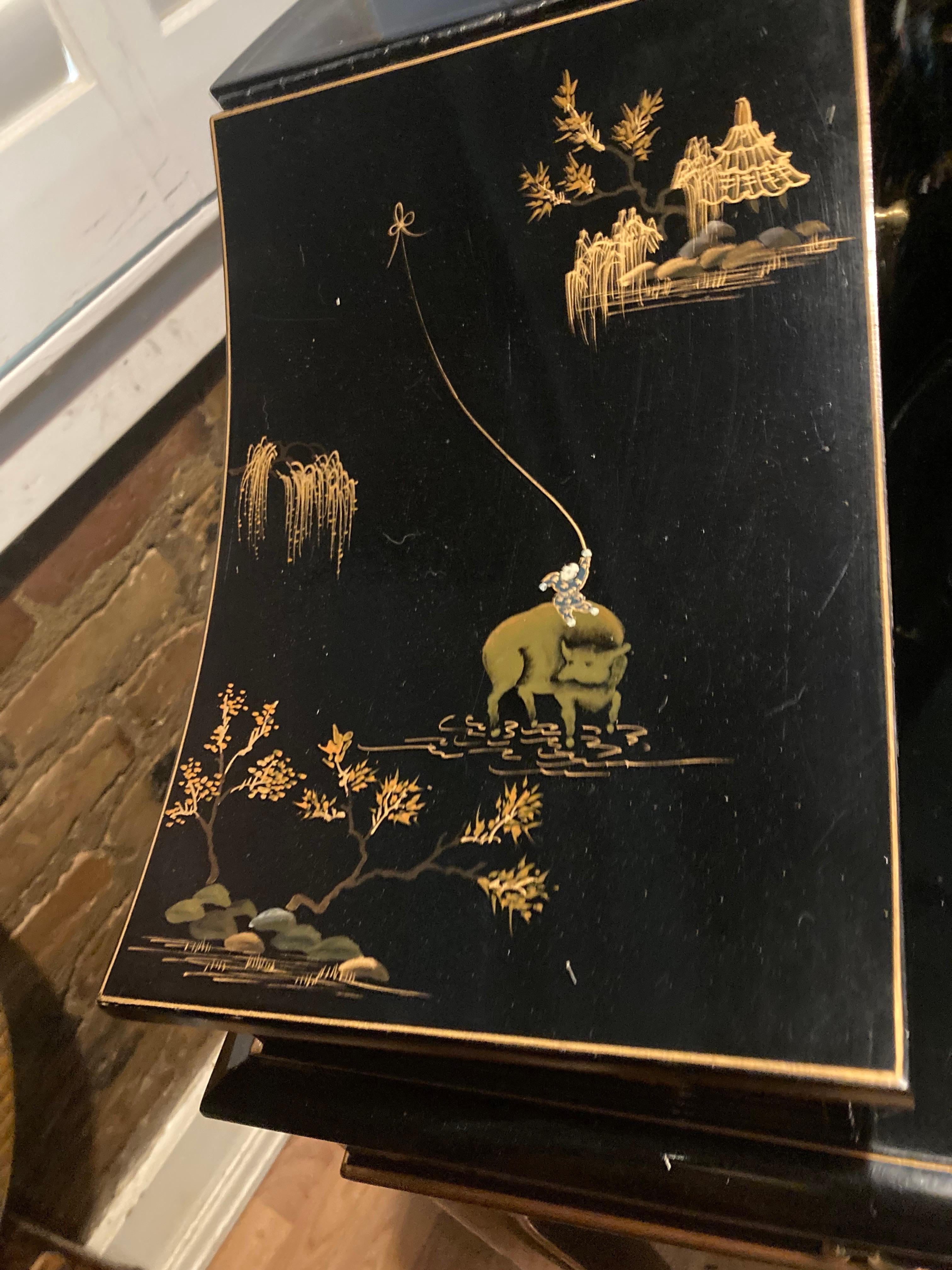 chinoiserie black lacquer writing desk For Sale 4