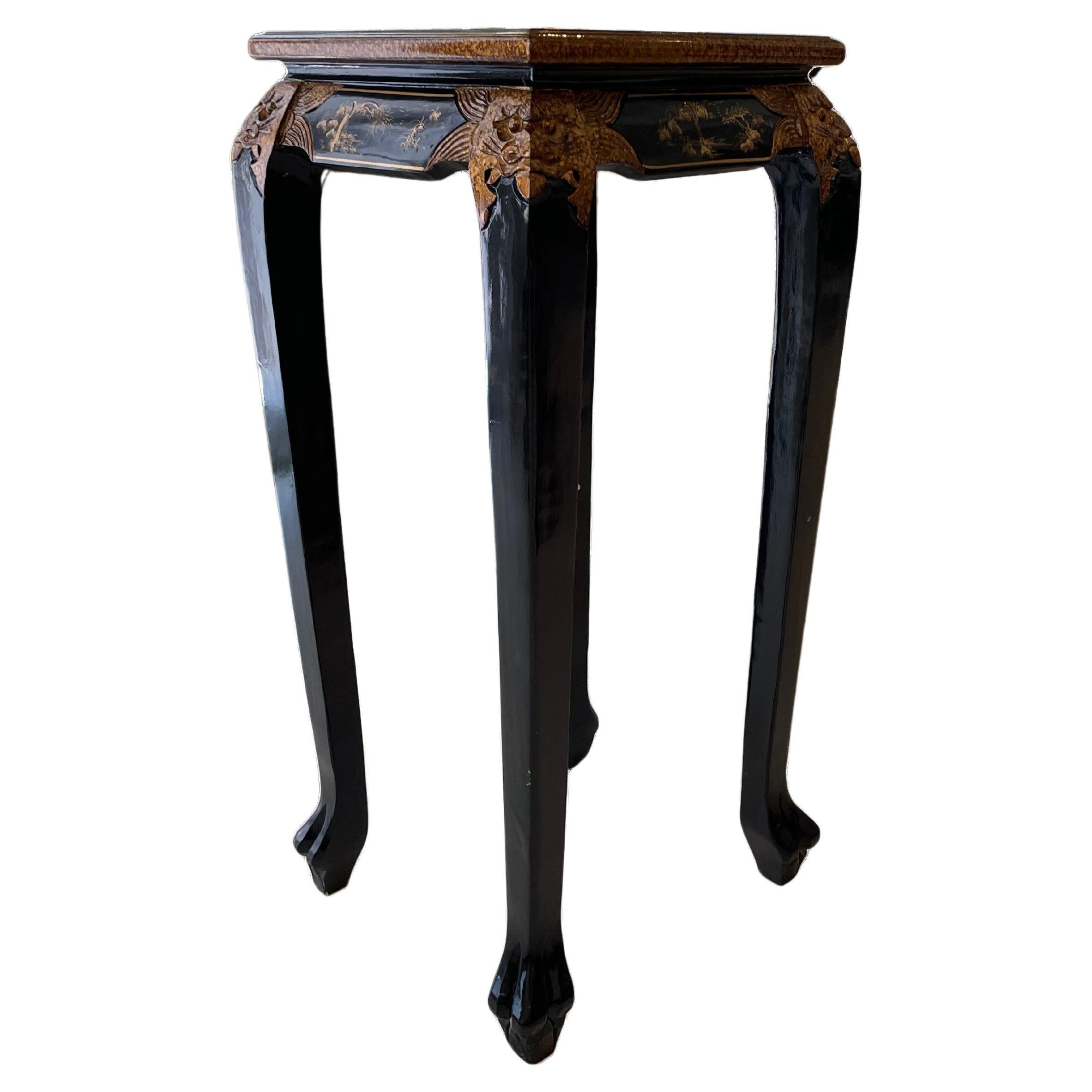 Chinoiserie Black Lacqured Pedestal Table with Gold Trim For Sale