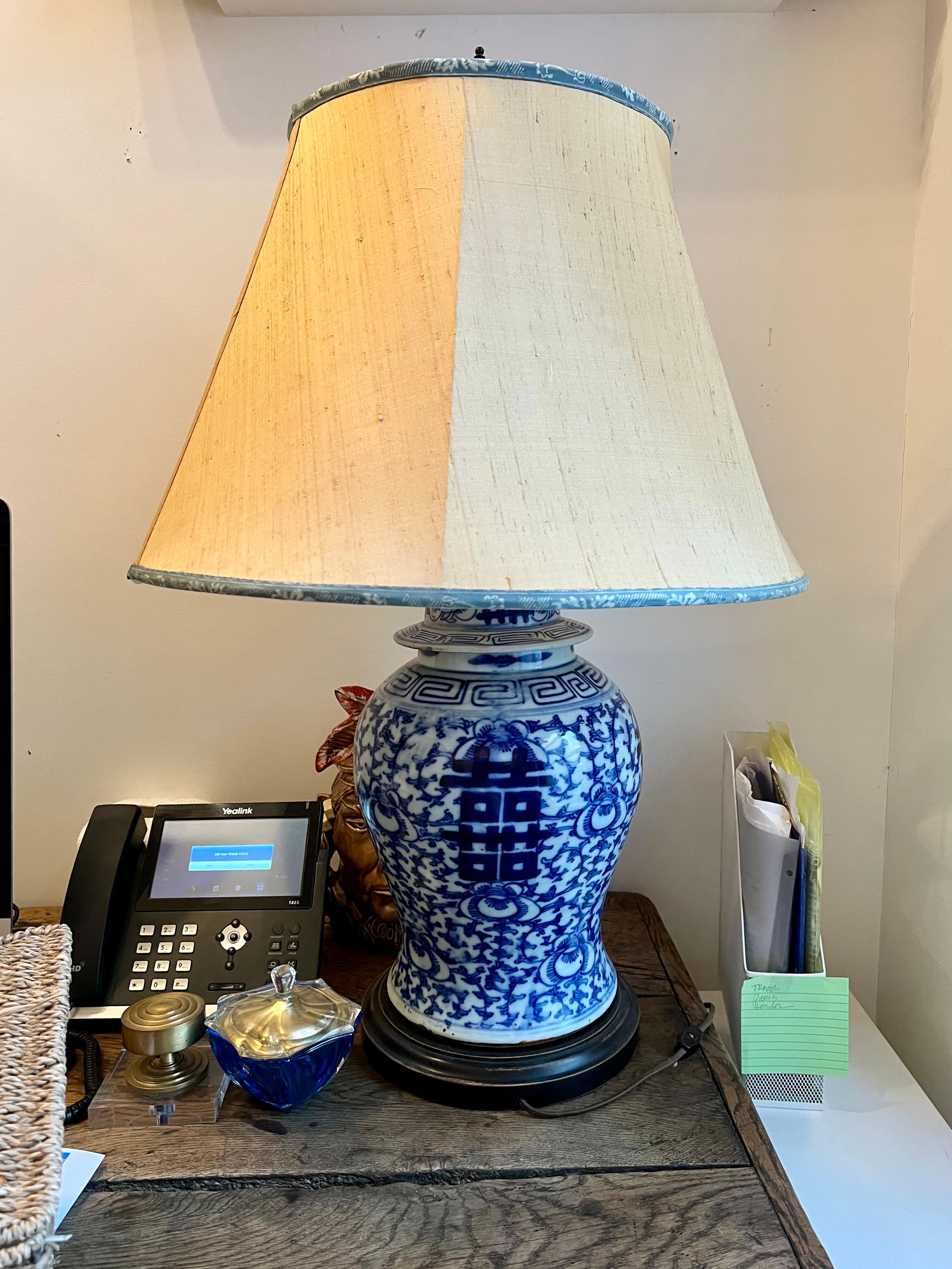 Pottery Chinoiserie Blue and White Ginger Jar Lamp For Sale