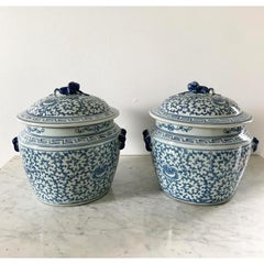 Chinoiserie Blue and White Porcelain Covered Jars with Foo Dog Finials, Pair