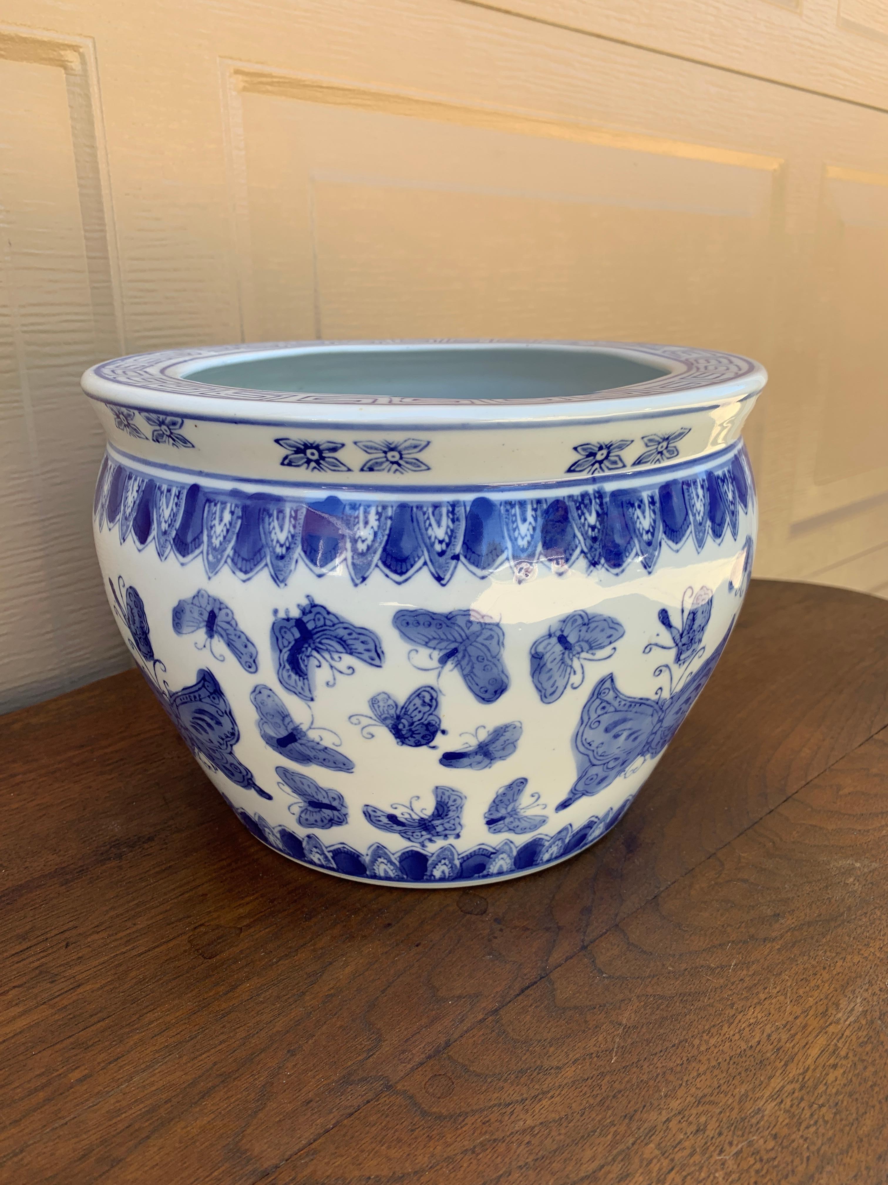 Porcelaine Jardinière chinoiseries en porcelaine bleue et blanche en vente