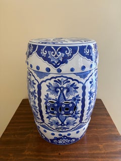 Chinoiserie Blue and White Porcelain Garden Stool or Side Table