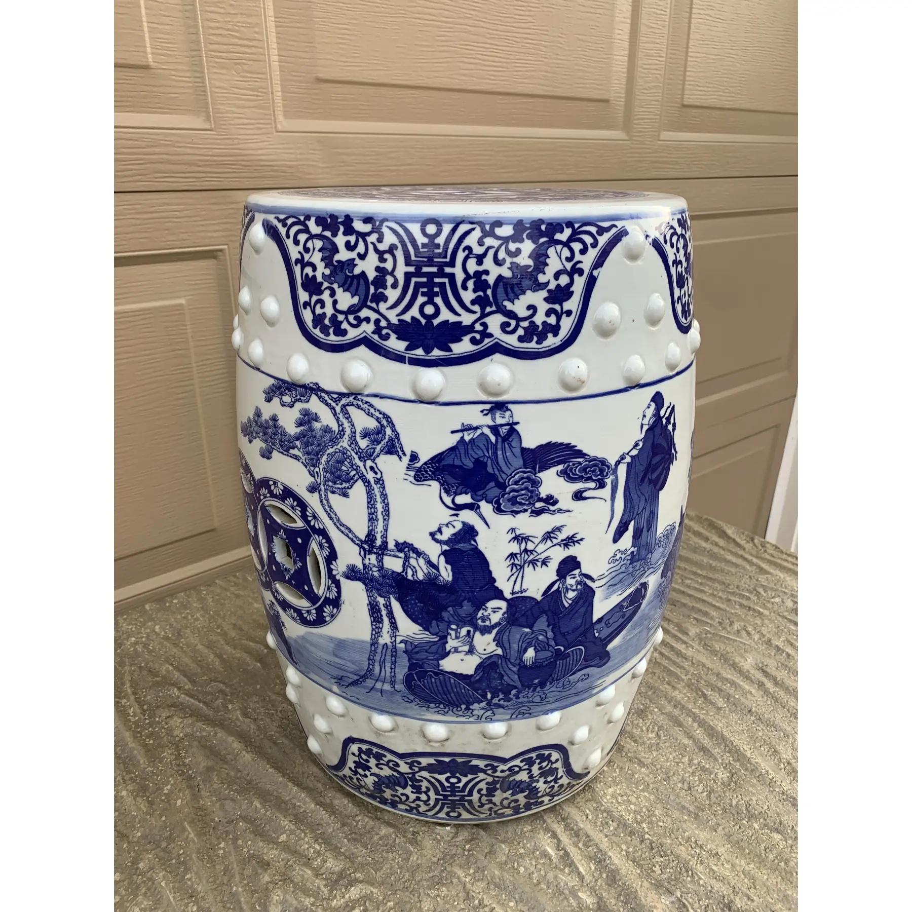 Chinese Chinoiserie Blue and White Porcelain Garden Stool or Side Table