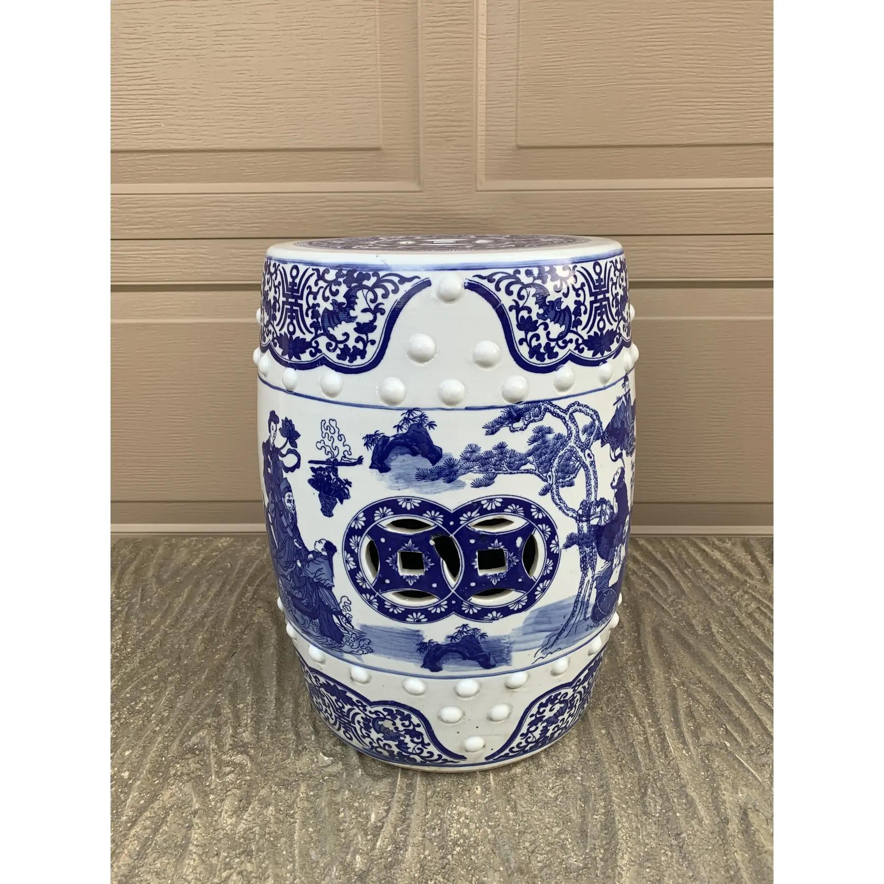 Chinoiserie Blue and White Porcelain Garden Stool or Side Table 4