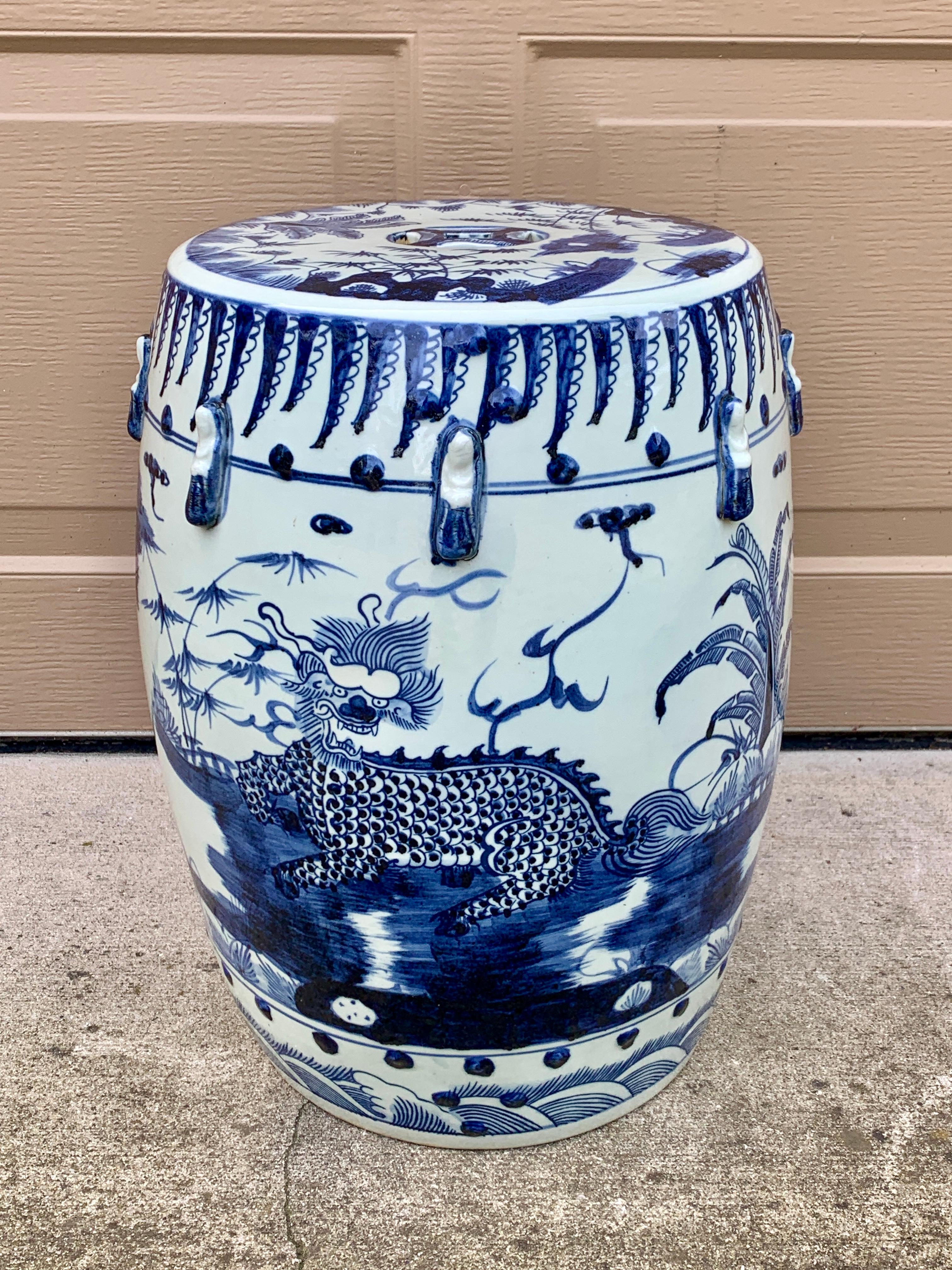 Chinoiserie Blue and White Porcelain Garden Stools or Side Tables, Pair 8