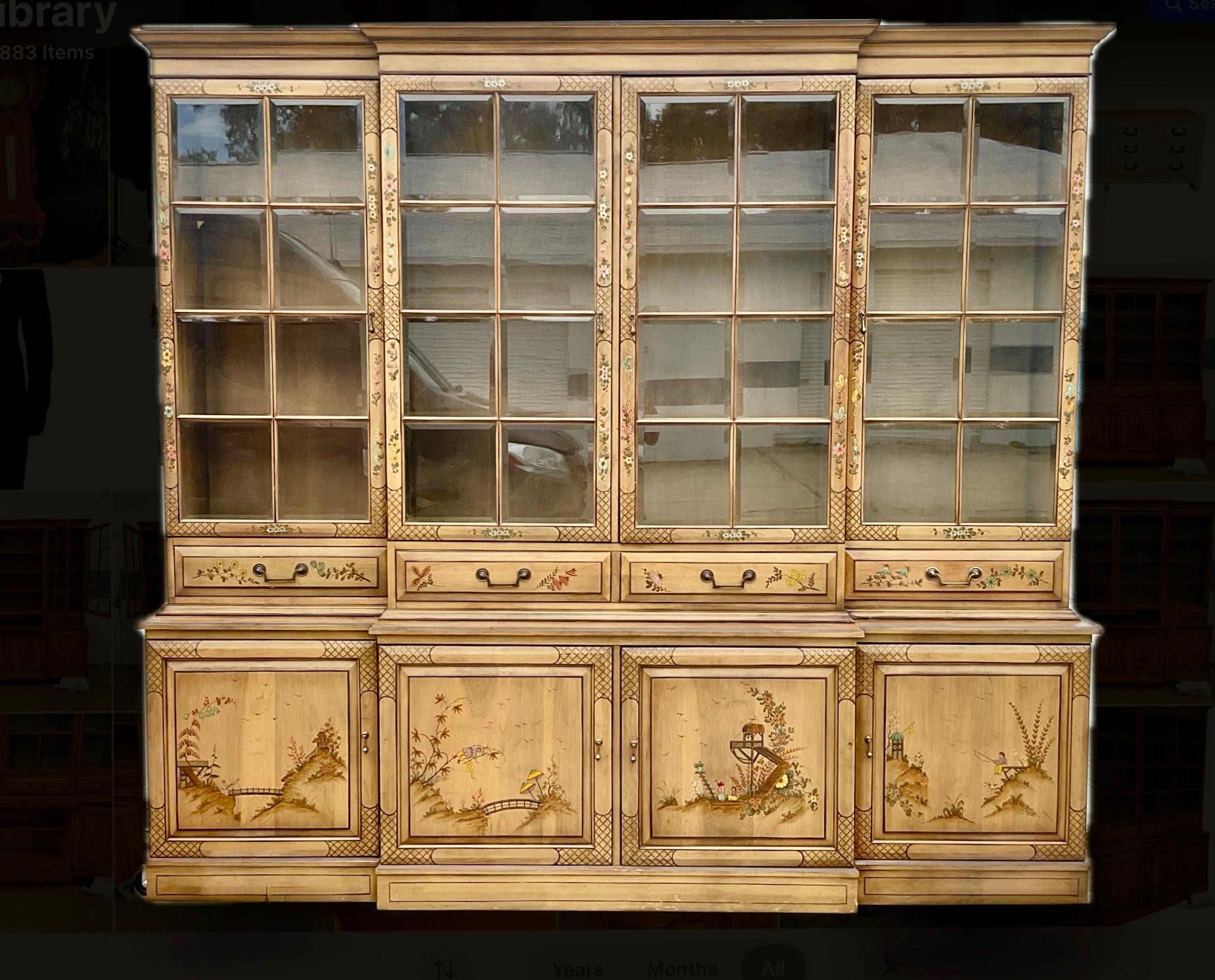 Chinoiserie Breakfront China Cabinet Bookcase Union National Latón en venta
