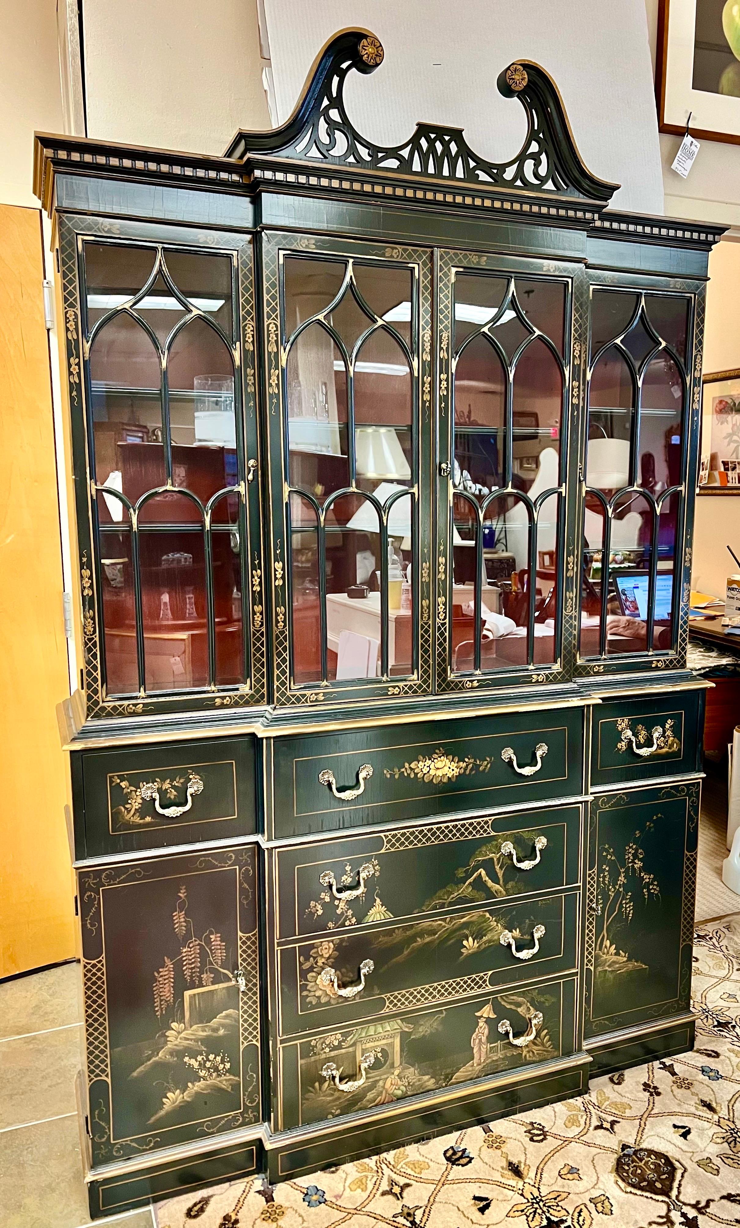 Mid-20th Century Chinoiserie Black Lacquered Breakfront Sideboard China Cabinet Secretary
