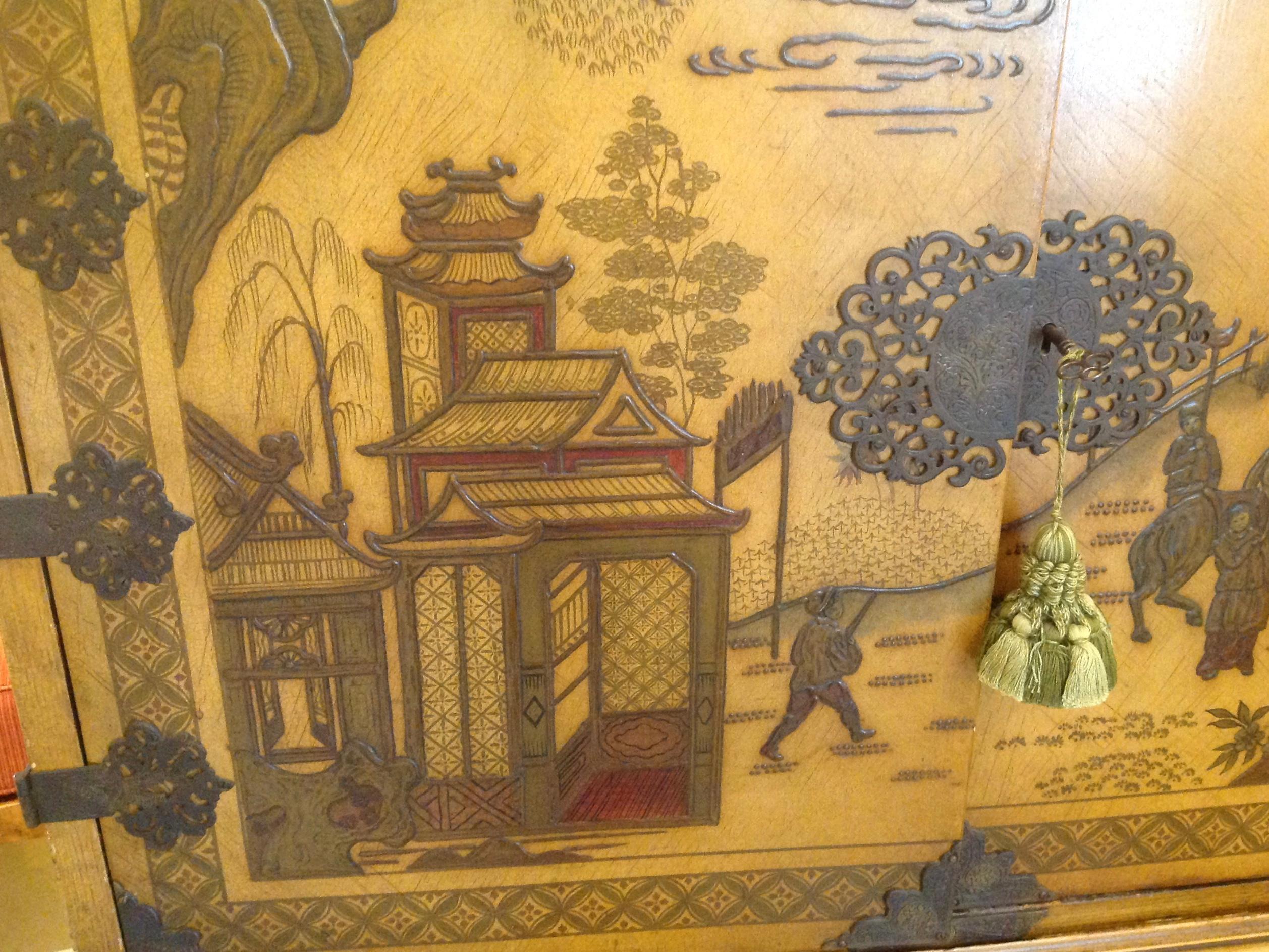 Chinoiserie Chest on Stand 2