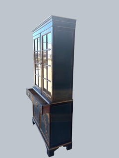 Chinoiserie China Cabinet / Hutch