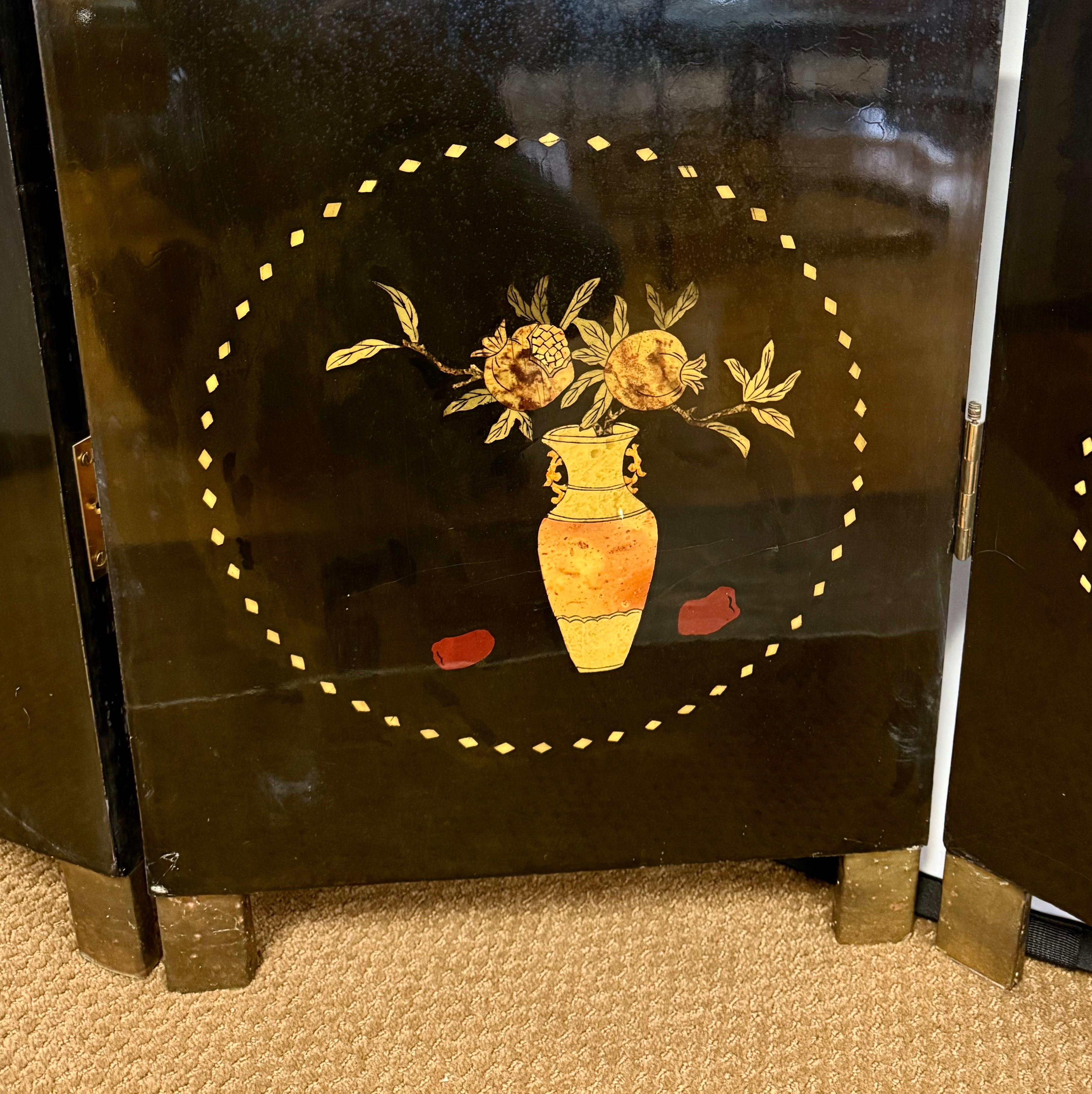 Chinese Chippendale Chinoiserie Chinese Black Lacquered Hand Painted Four Panel Asian Screen Divider For Sale