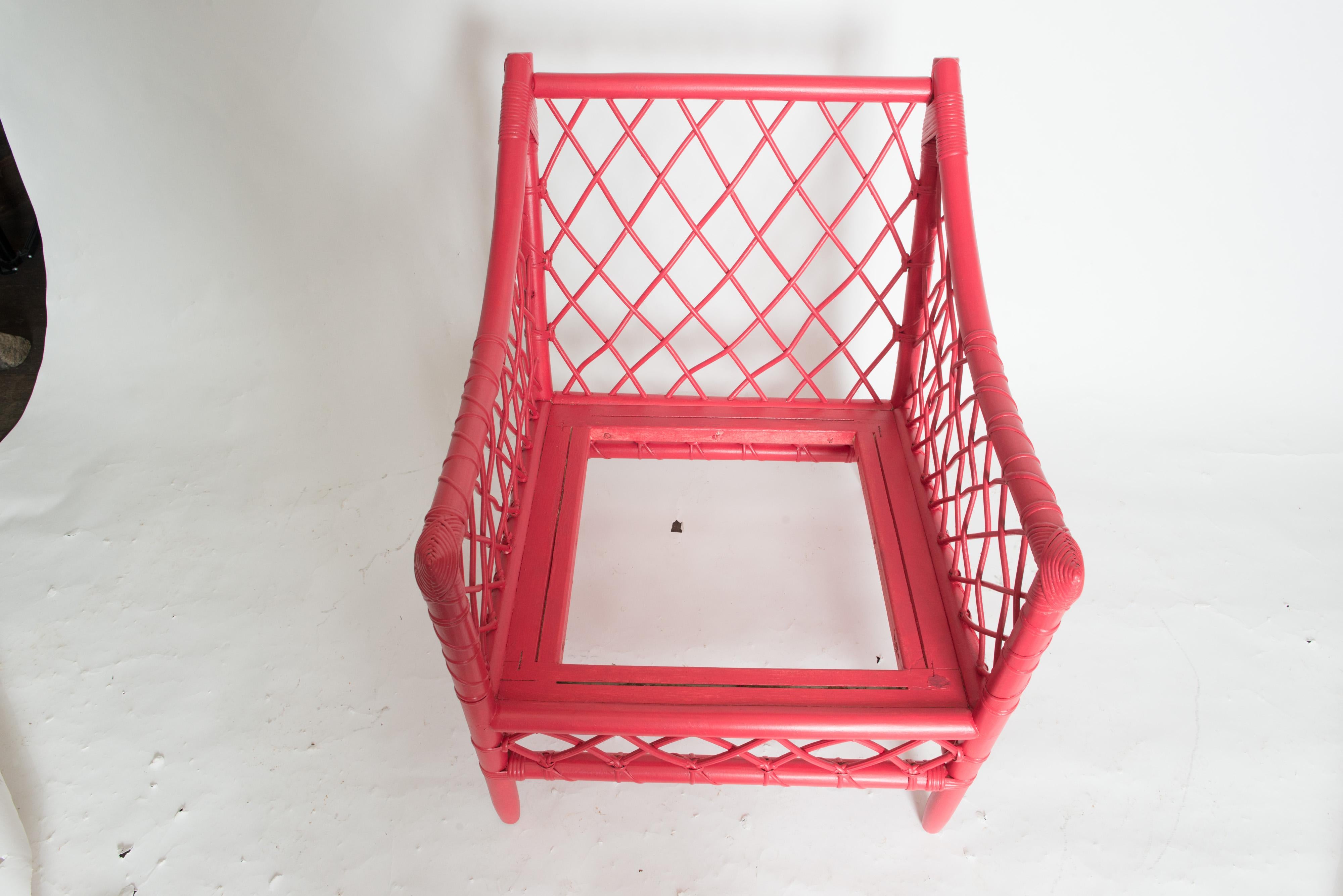 20th Century Chinoiserie Chinese Red Woven Rattan Arm Chair For Sale