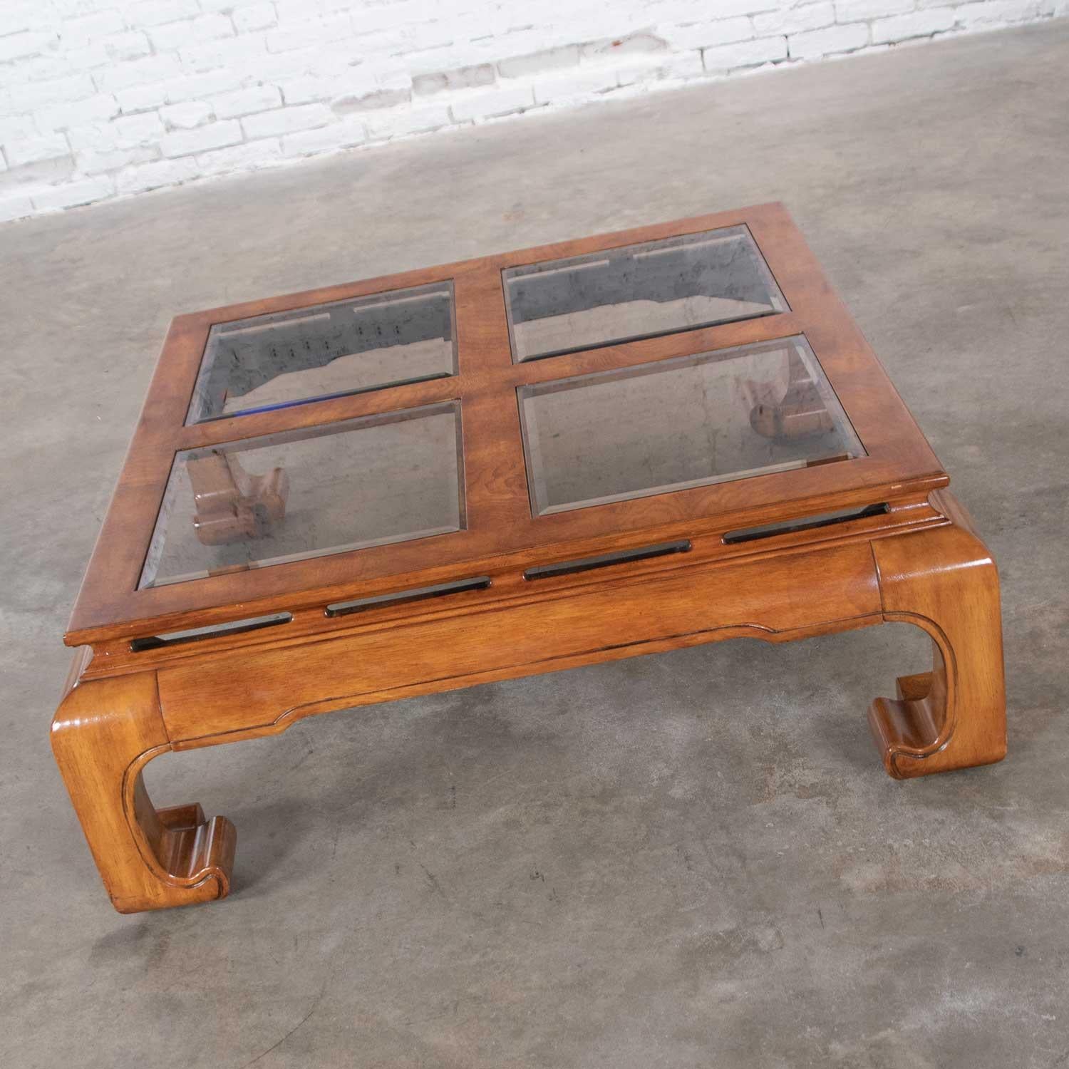Chinoiserie Chow Leg Ming Style Large Square Coffee Table Attributed to Schnadig In Good Condition In Topeka, KS