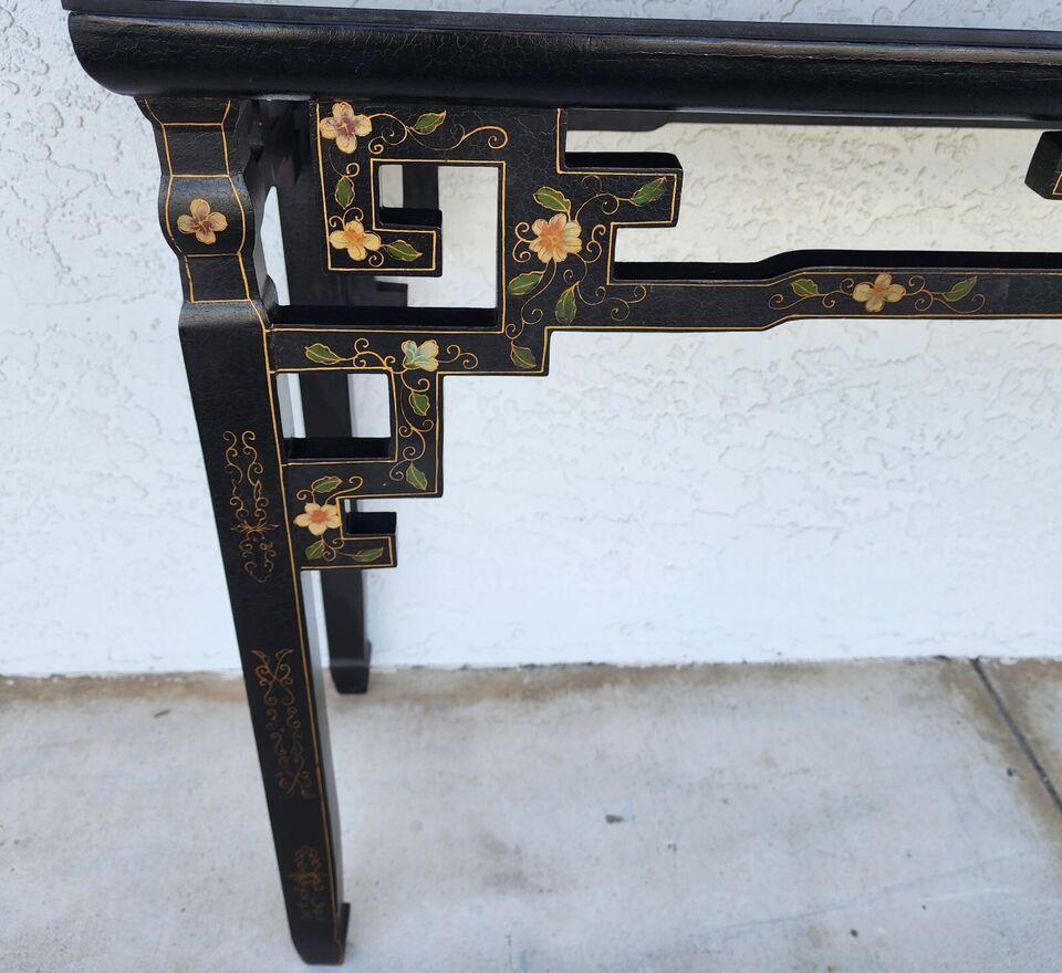 Chinoiserie Console Table Altar Hand Painted For Sale 1